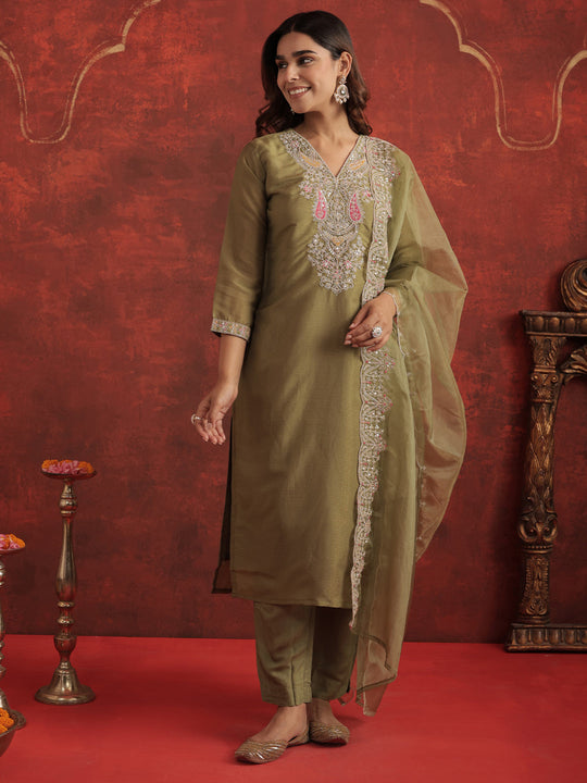 Green Embroidered Silk Blend Straight Kurta Sets With Dupatta
