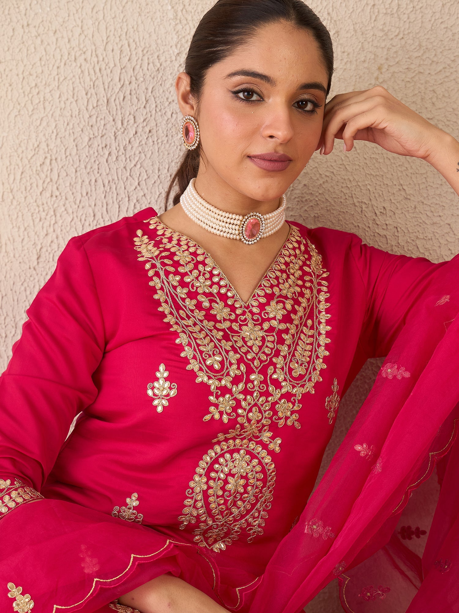 Pink Kurta Set For Women At Affordable Price Fit With Every Occasion & Daily Wear, Easy Return & Exchange Available, Shop Now.