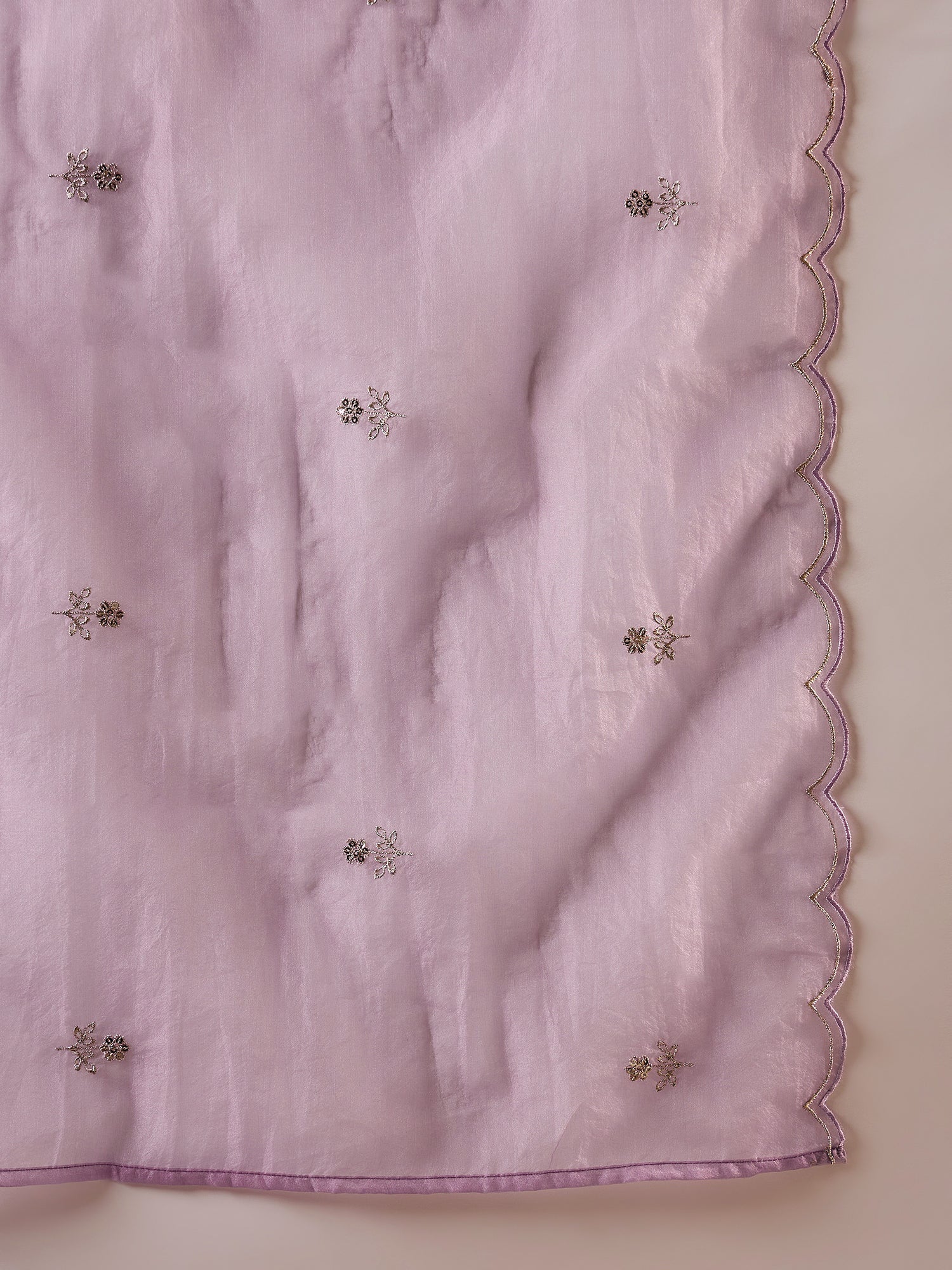 Lavender Embroidered Silk Blend Straight Round Neck Kurta Sets With Dupatta