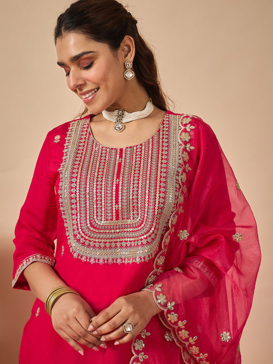 Pink Embroidered Silk Blend Straight Suit Sets With Dupatta