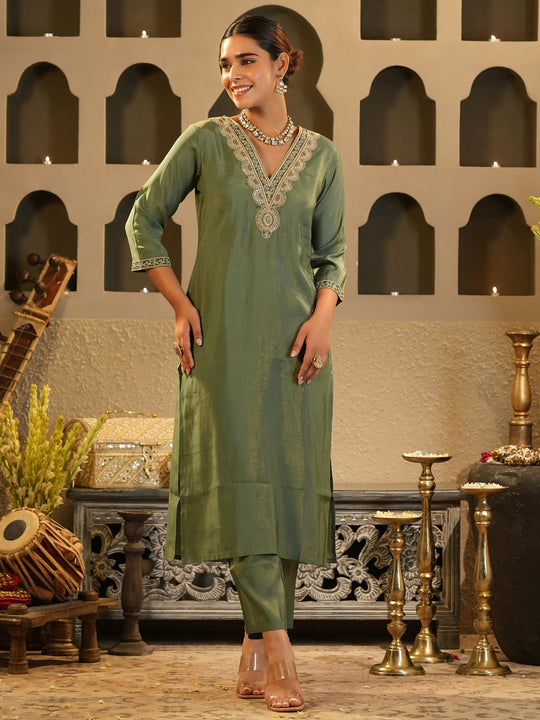 Green Embroidered Silk Blend Straight Kurta Trouser Set