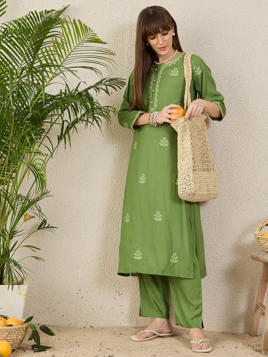 Green Embroidered Viscose Rayon Straight Kurta Trousers Set