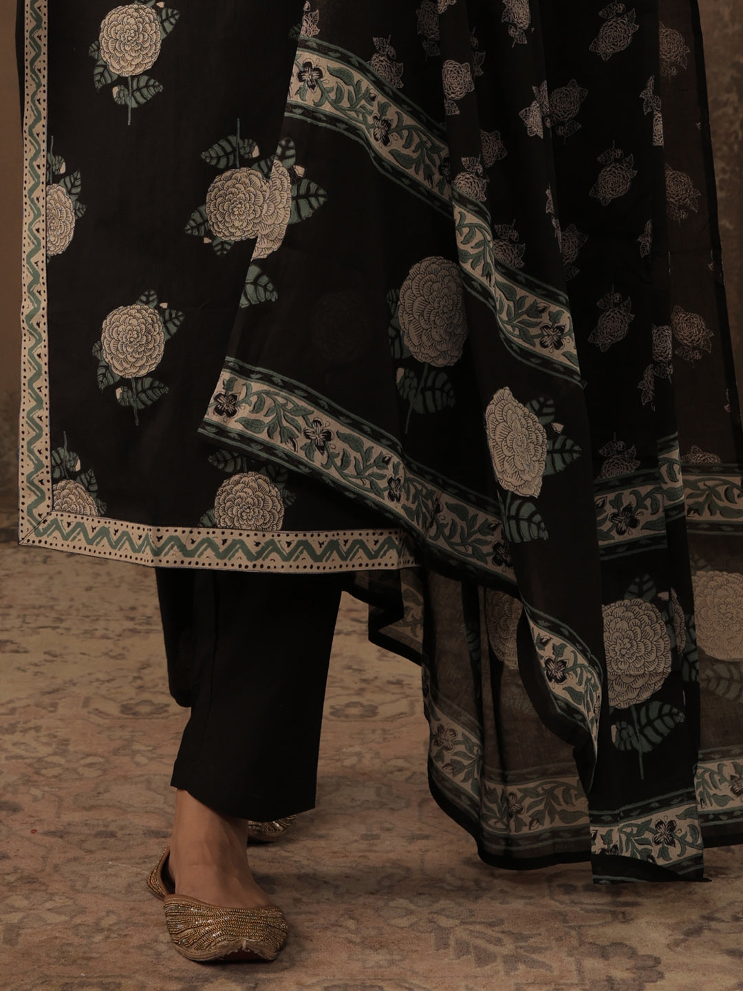 suit for women, kurta set for women, party wear dress for women, wedding dress for women, sharara suit, kurti,co ord set for women, anarkali suit, chikankari kurti, kurta sets for ladies, women bridal dresses, kurta set with dupatta, birthday outfits for women, salwar kameez, bride dress, punjabi suits, suit sets, cotton kurta sets, kurti pant set with dupatta, ladies 3 piece suit, kurta palazzo set, navratri outfit, navratri dress for women, navratri kurta for women