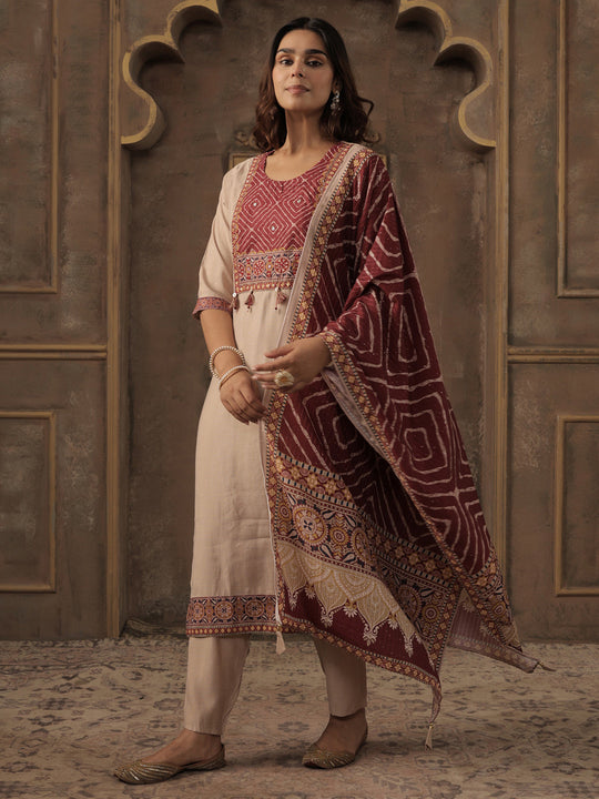 Beige Printed Cotton Blend Straight Kurta Sets With Dupatta