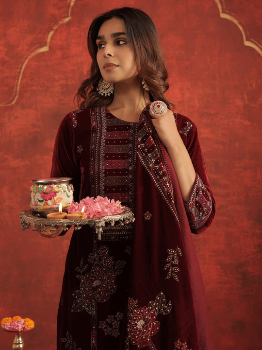 Pink Embroidered Velvet Straight Kurta Sets With Dupatta