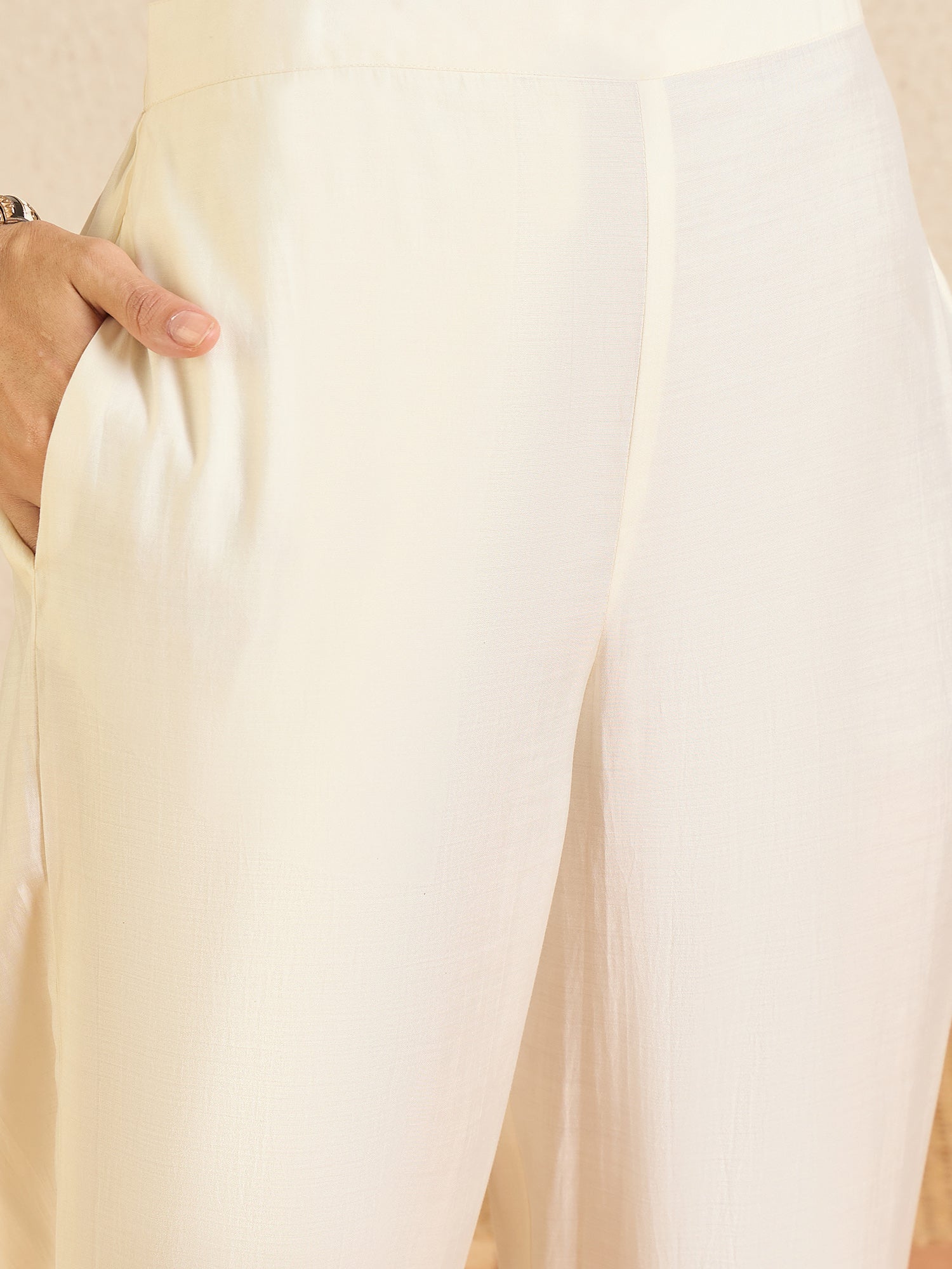 Indo Era Off White Embroidered Straight Kurta Trousers With Dupatta Set