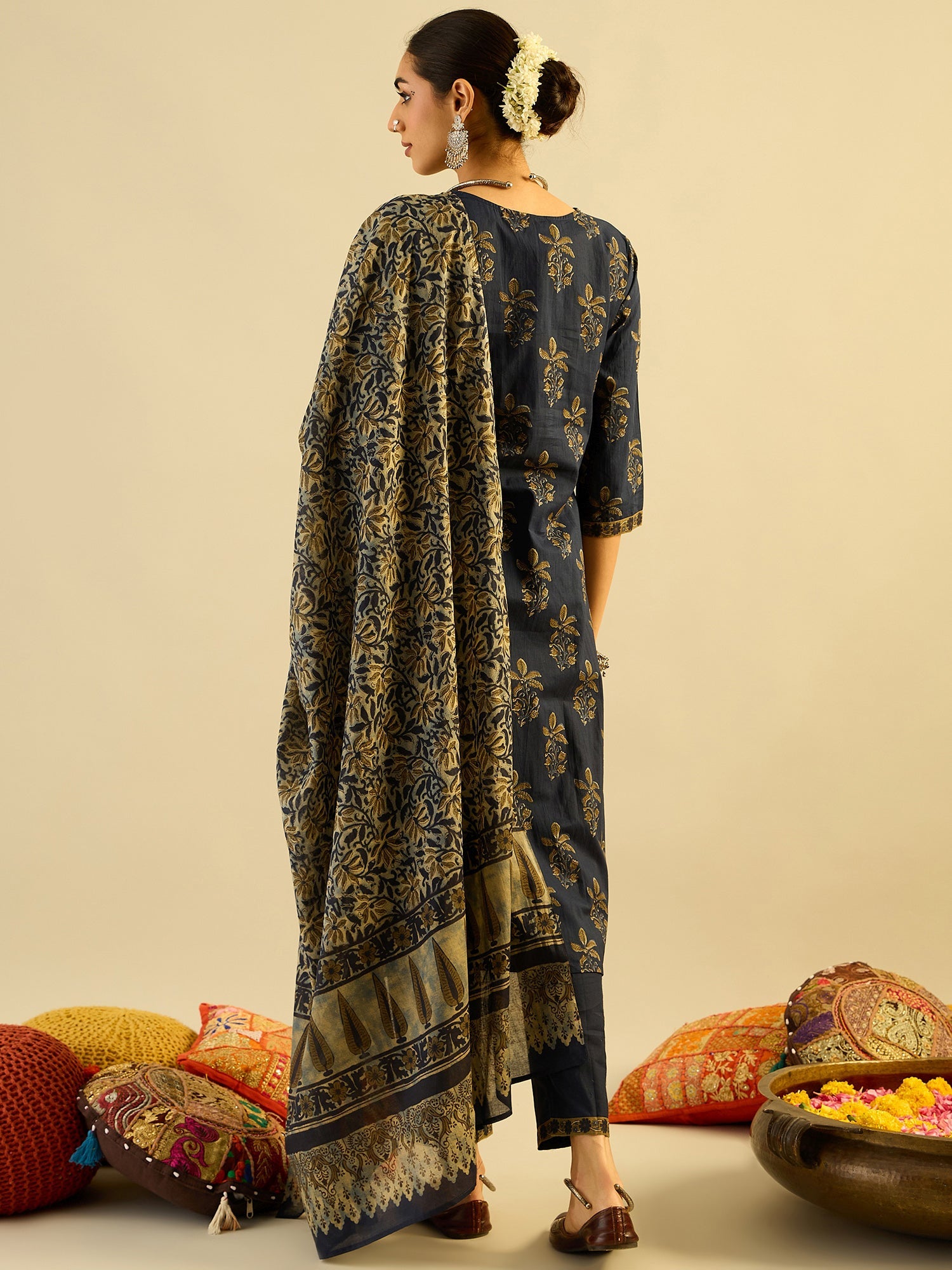 indo era, indoera, heeramandi dress, women kurta, kurta for women, women suit, 3 piece dress for women, 2 piece suit for women, sundress, summer sale, summer look, dress for wedding, birthday outfit for women, kurti, anarkali suit, pakistani suit, coord set women, maxi sundress for women, women suit, summer dress, salwar suit, cotton kurta for women, sharara suit for women, plazo suit, sleeveless kurti, office wear for women, party wear for women, dress for mother day, mother day outfit,