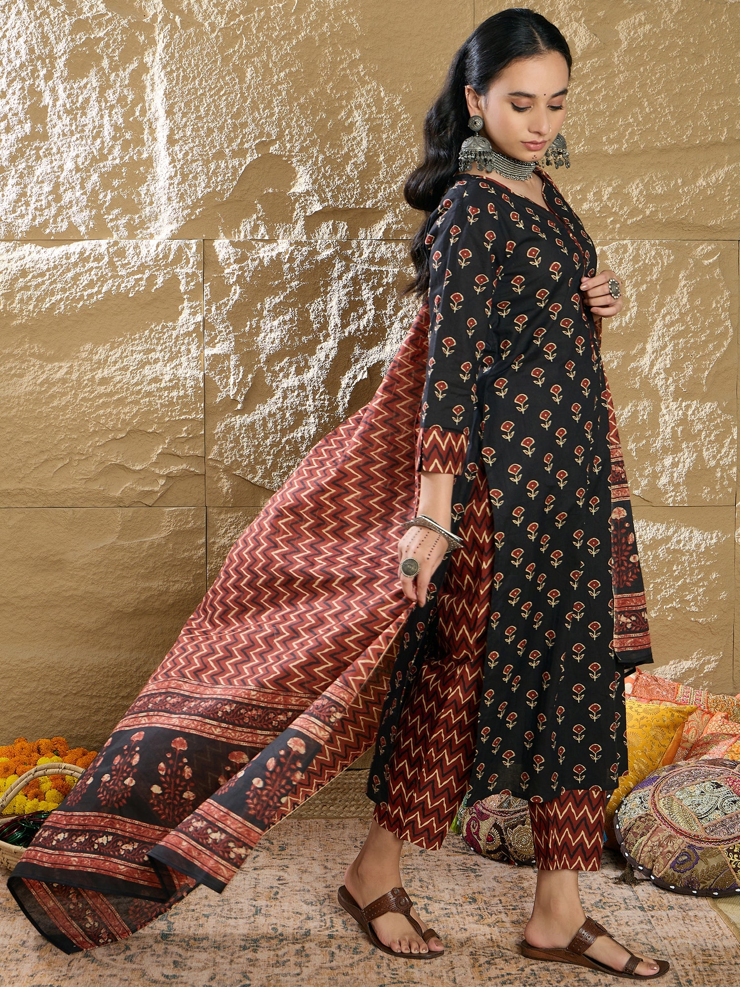 Black Kurta Sets  For women,indo era, indoera, kurta set for women, women kurta set, women suit, summer wear for women, festive suit for women, mother's day outfit, dress for mother, mother's day special, heeramandi dress