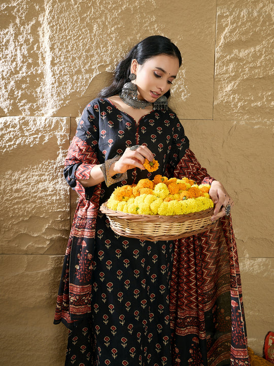 Black Printed Straight Kurta Trousers With Dupatta