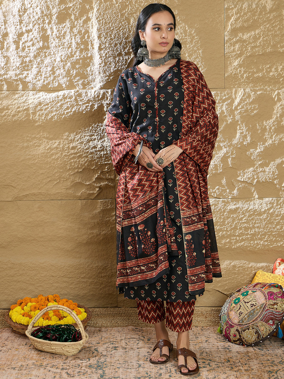 Black Kurta Sets  For women,indo era, indoera, kurta set for women, women kurta set, women suit, summer wear for women, festive suit for women, mother's day outfit, dress for mother, mother's day special, heeramandi dress
