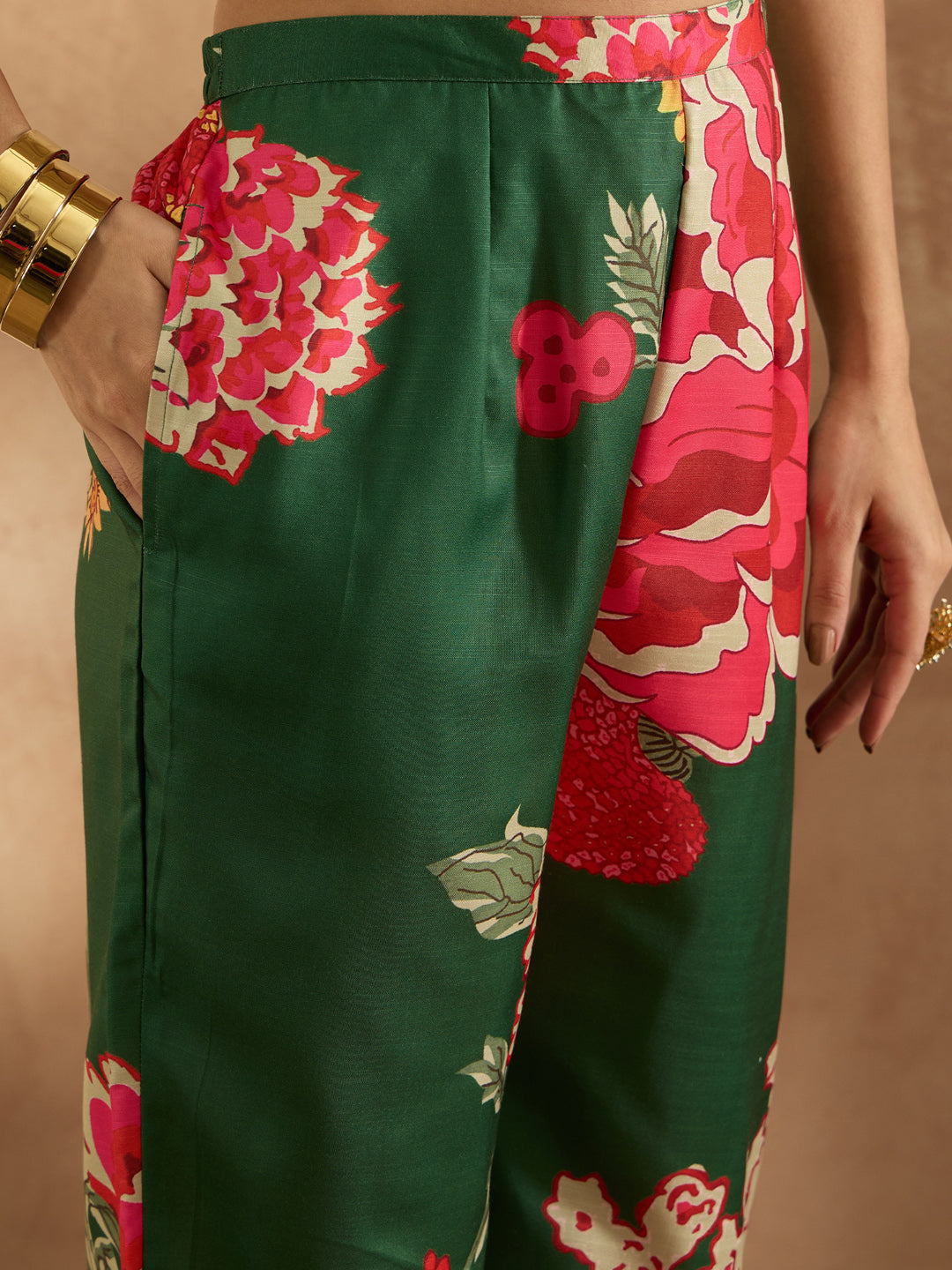 indo era, indoera, heeramandi dress, women kurta, kurta for women, women suit, 3 piece dress for women, 2 piece suit for women, sundress, summer sale, summer look, dress for wedding, birthday outfit for women, kurti, anarkali suit, pakistani suit, coord set women, maxi sundress for women, women suit, summer dress, salwar suit, cotton kurta for women, sharara suit for women, plazo suit, sleeveless kurti, office wear for women, party wear for women, dress for mother day, mother day outfit,