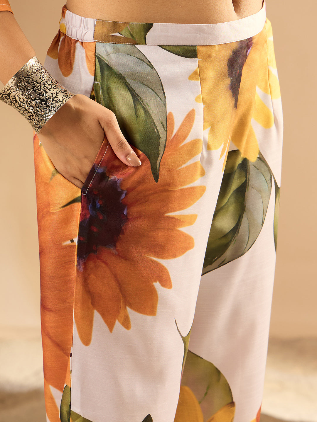 indo era, indoera, heeramandi dress, women kurta, kurta for women, women suit, 3 piece dress for women, 2 piece suit for women, sundress, summer sale, summer look, dress for wedding, birthday outfit for women, kurti, anarkali suit, pakistani suit, coord set women, maxi sundress for women, women suit, summer dress, salwar suit, cotton kurta for women, sharara suit for women, plazo suit, sleeveless kurti, office wear for women, party wear for women, dress for mother day, mother day outfit,