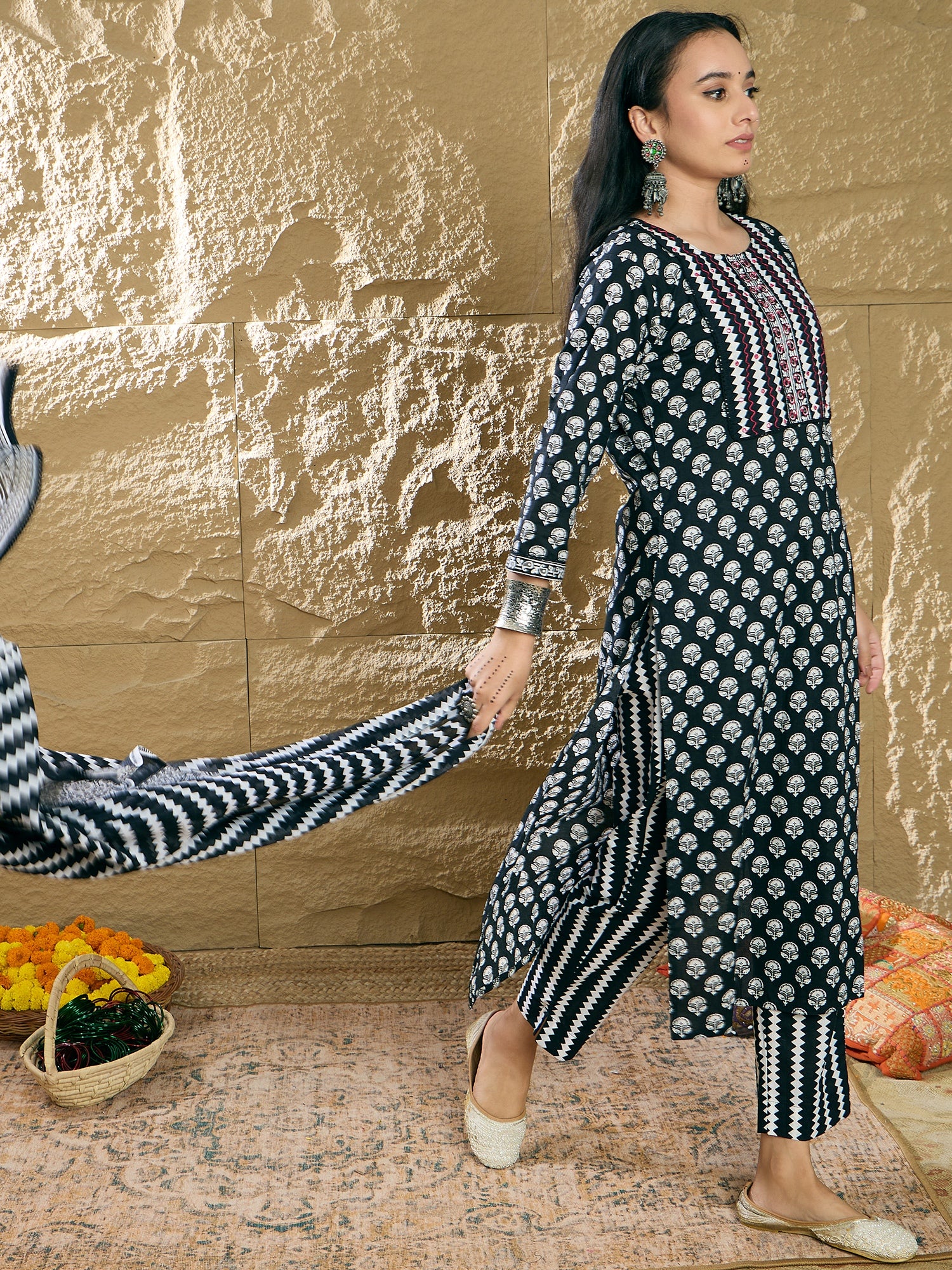 indo era, indoera, indo era kurta, heeramandi dress, heeramandi, dress for women, kurta for women, kurtaset for women, indo era kurta set, indo era suit, anarkali kurta, salwar suit, sharara set, cotton kurta, dress for women, kurta for women, birthday dress for women, gown for women, formal dress for women, party wear for women, summer dress, female kurti, cotton dress for women, kurta with dupatta, dressing style, casual look, new arrival for women, Black suit