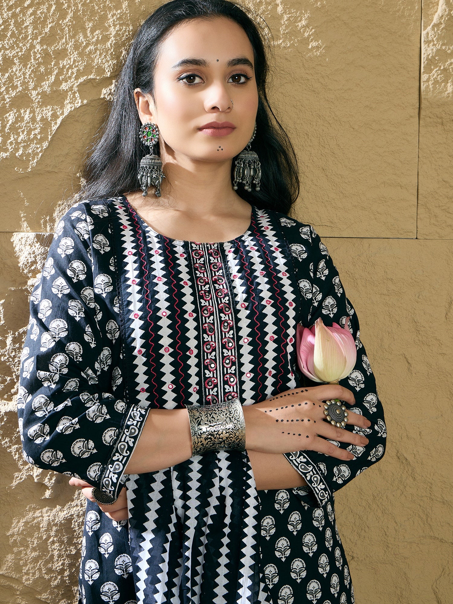indo era, indoera, indo era kurta, heeramandi dress, heeramandi, dress for women, kurta for women, kurtaset for women, indo era kurta set, indo era suit, anarkali kurta, salwar suit, sharara set, cotton kurta, dress for women, kurta for women, birthday dress for women, gown for women, formal dress for women, party wear for women, summer dress, female kurti, cotton dress for women, kurta with dupatta, dressing style, casual look, new arrival for women, Black suit