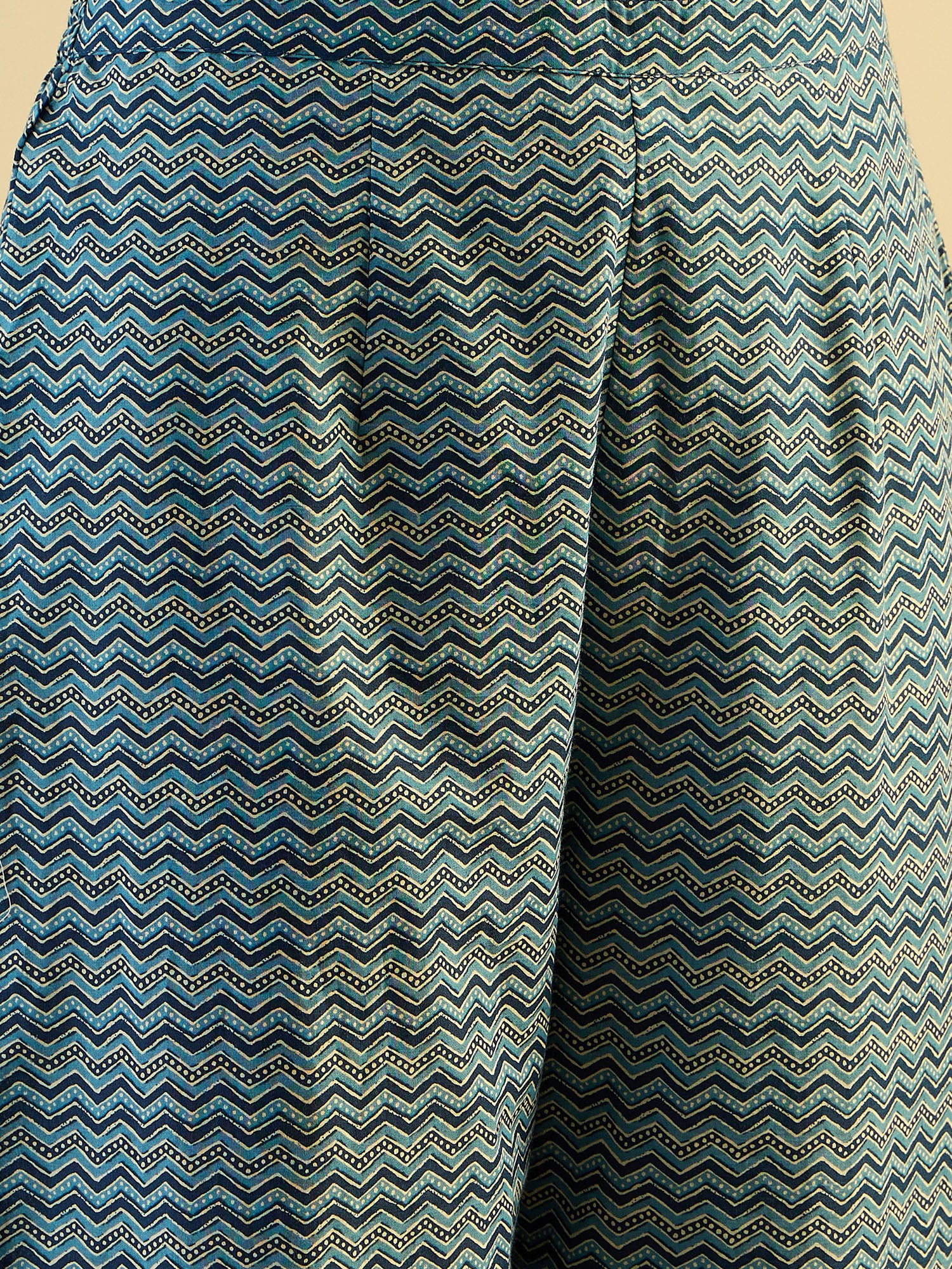 indo era, indoera, heeramandi dress, women kurta, kurta for women, women suit, 3 piece dress for women, 2 piece suit for women, sundress, summer sale, summer look, dress for wedding, birthday outfit for women, kurti, anarkali suit, pakistani suit, coord set women, maxi sundress for women, women suit, summer dress, salwar suit, cotton kurta for women, sharara suit for women, plazo suit, sleeveless kurti, office wear for women, party wear for women, dress for mother day, mother day outfit,