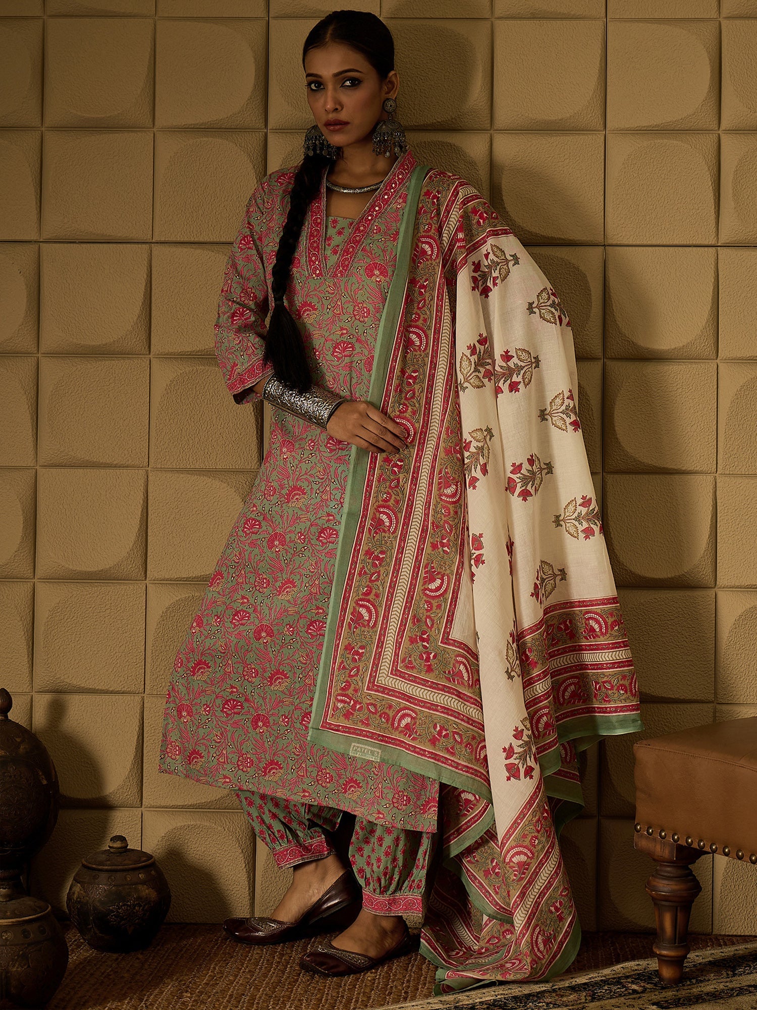 indo era, indoera, indo era kurta, heeramandi dress, heeramandi, dress for women, kurta for women, kurtaset for women, indo era kurta set, indo era suit, anarkali kurta, salwar suit, sharara set, cotton kurta, dress for women, kurta for women, birthday dress for women, gown for women, formal dress for women, party wear for women, summer dress, female kurti, cotton dress for women, kurta with dupatta, dressing style, casual look, new arrival for women, Green suit