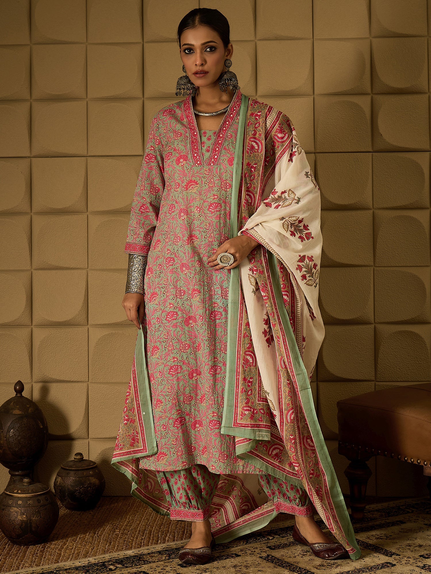 indo era, indoera, indo era kurta, heeramandi dress, heeramandi, dress for women, kurta for women, kurtaset for women, indo era kurta set, indo era suit, anarkali kurta, salwar suit, sharara set, cotton kurta, dress for women, kurta for women, birthday dress for women, gown for women, formal dress for women, party wear for women, summer dress, female kurti, cotton dress for women, kurta with dupatta, dressing style, casual look, new arrival for women, Green suit