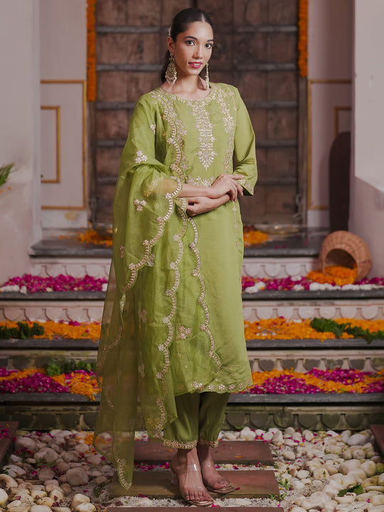 Green embroidered Kurta with Trousers with dupatta