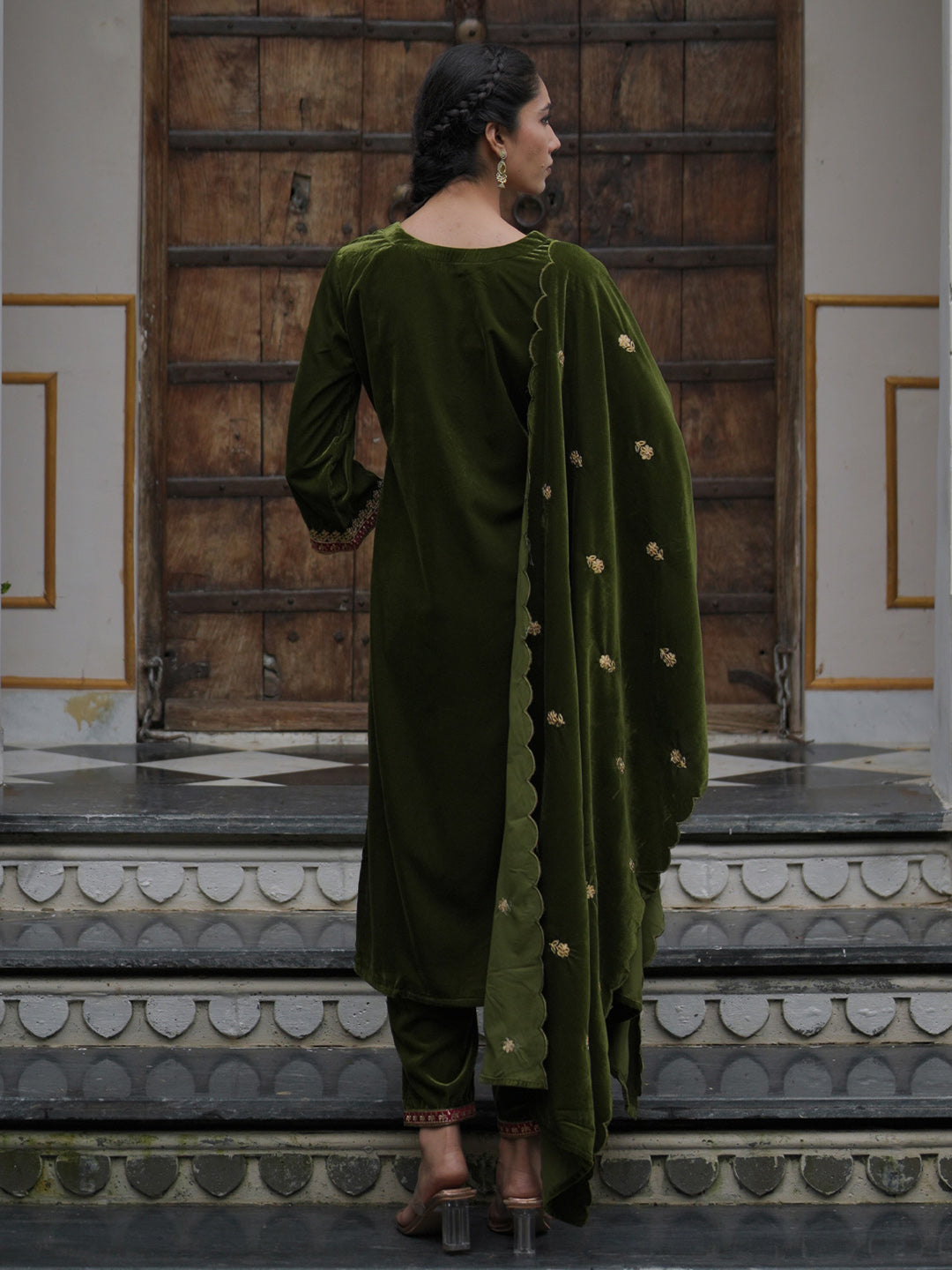 Green Kurta Sets  For women,indo era, indoera, kurta set for women, women kurta set, women suit, summer wear for women, festive suit for women, mother's day outfit, dress for mother, mother's day special, heeramandi dress