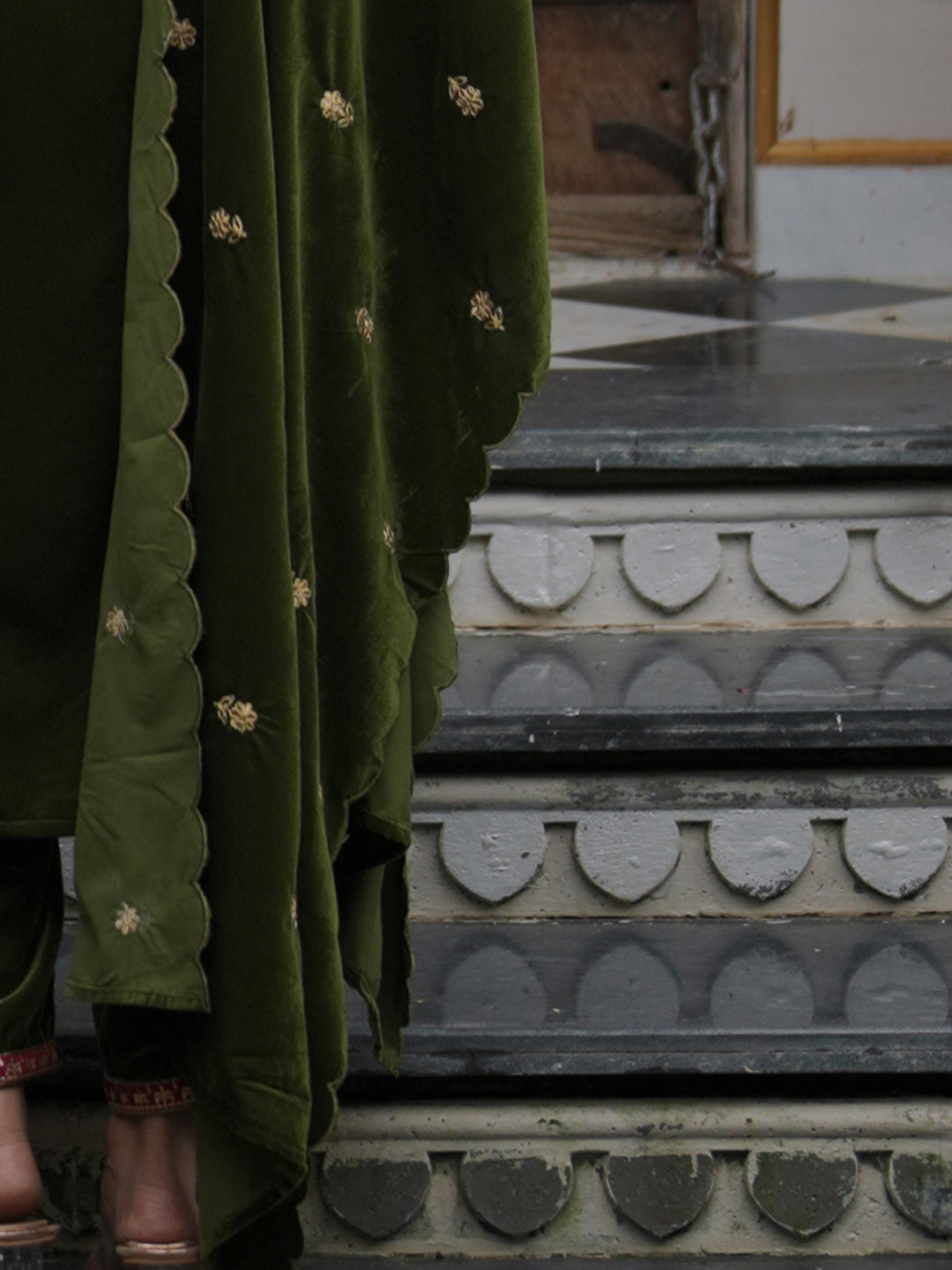 Green Kurta Sets  For women,indo era, indoera, kurta set for women, women kurta set, women suit, summer wear for women, festive suit for women, mother's day outfit, dress for mother, mother's day special, heeramandi dress