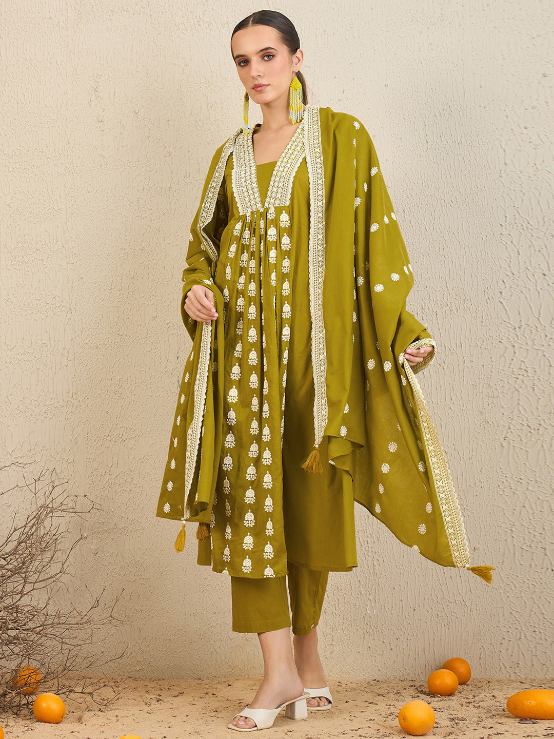 Green Kurta Sets  For women,indo era, indoera, kurta set for women, women kurta set, women suit, summer wear for women, festive suit for women, mother's day outfit, dress for mother, mother's day special, heeramandi dress