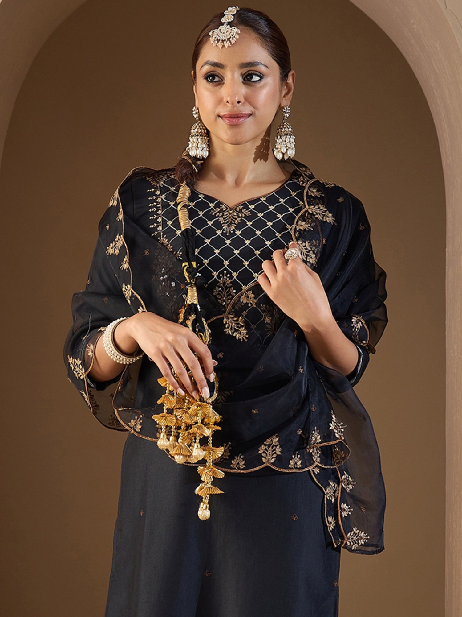 indo era, indoera, heeramandi dress, kurti set for women, kurta set, wedding dress for women, ethnic wear for women, co ord set women, anarkali for women, cotton suit for women, cotton co ord set, party wear suit, party wear kurta set, kurti for women, suit set for women, salwar suit, wedding wear, sharara suit, kurti pant set with dupatta, plus size kurta sets, festive wear, wedding outfit, women outfit, plus size, summer outfit for women, kurti set, cotton suit, cotton kurta set, party wear suit