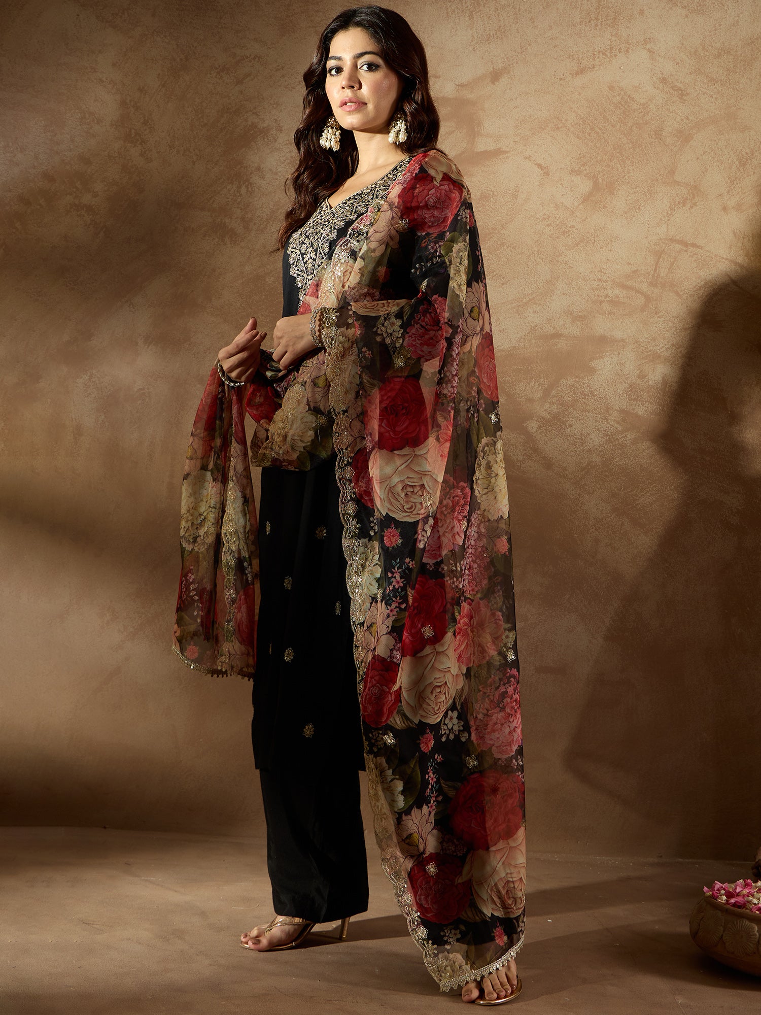 indo era, indoera, heeramandi dress, women kurta, kurta for women, women suit, 3 piece dress for women, 2 piece suit for women, sundress, summer sale, summer look, dress for wedding, birthday outfit for women, kurti, anarkali suit, pakistani suit, coord set women, maxi sundress for women, women suit, summer dress, salwar suit, cotton kurta for women, sharara suit for women, plazo suit, sleeveless kurti, office wear for women, party wear for women, dress for mother day, mother day outfit,