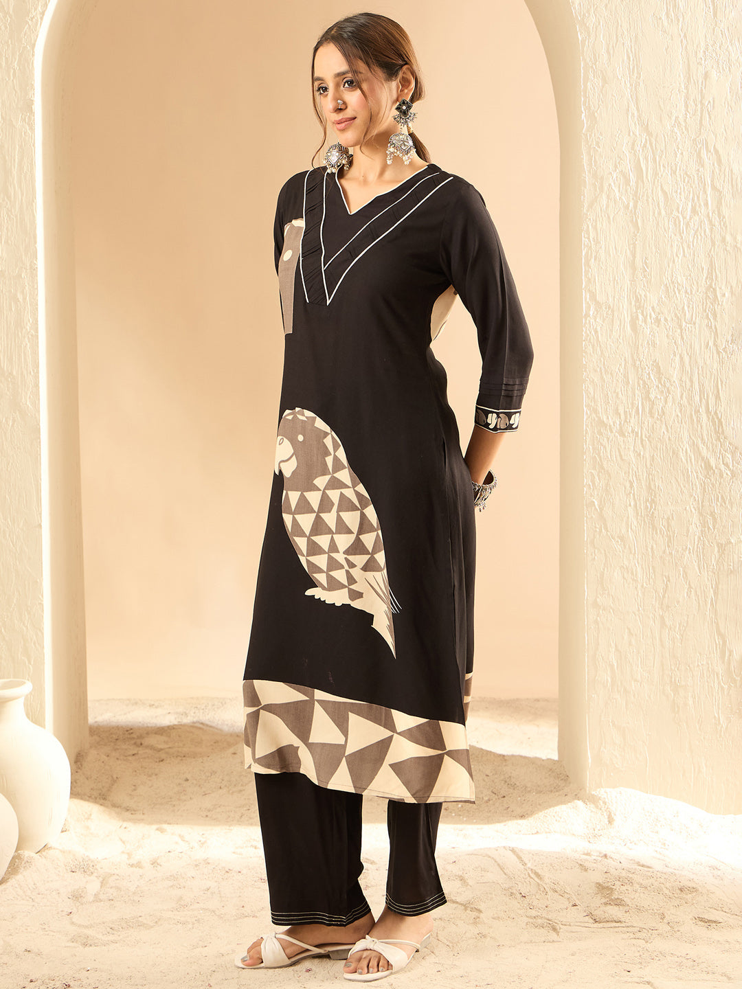indo era, indoera, indo era kurta, heeramandi dress, heeramandi, dress for women, kurta for women, kurtaset for women, indo era kurta set, indo era suit, anarkali kurta, salwar suit, sharara set, cotton kurta, dress for women, kurta for women, birthday dress for women, gown for women, formal dress for women, party wear for women, summer dress, female kurti, cotton dress for women, kurta with dupatta, dressing style, casual look, new arrival for women, Black suit