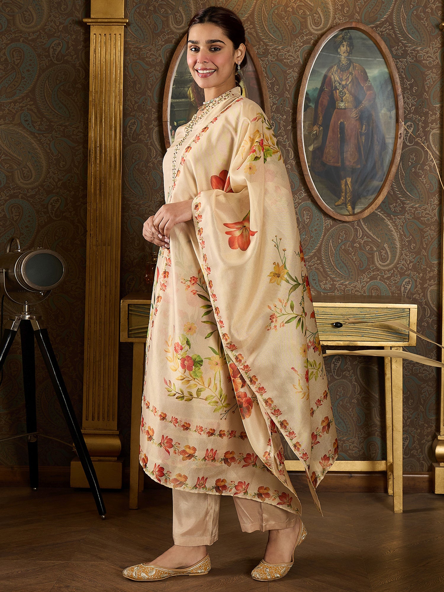 Off White Kurta Sets  For women,indo era, indoera, kurta set for women, women kurta set, women suit, summer wear for women, festive suit for women, mother's day outfit, dress for mother, mother's day special, heeramandi dress