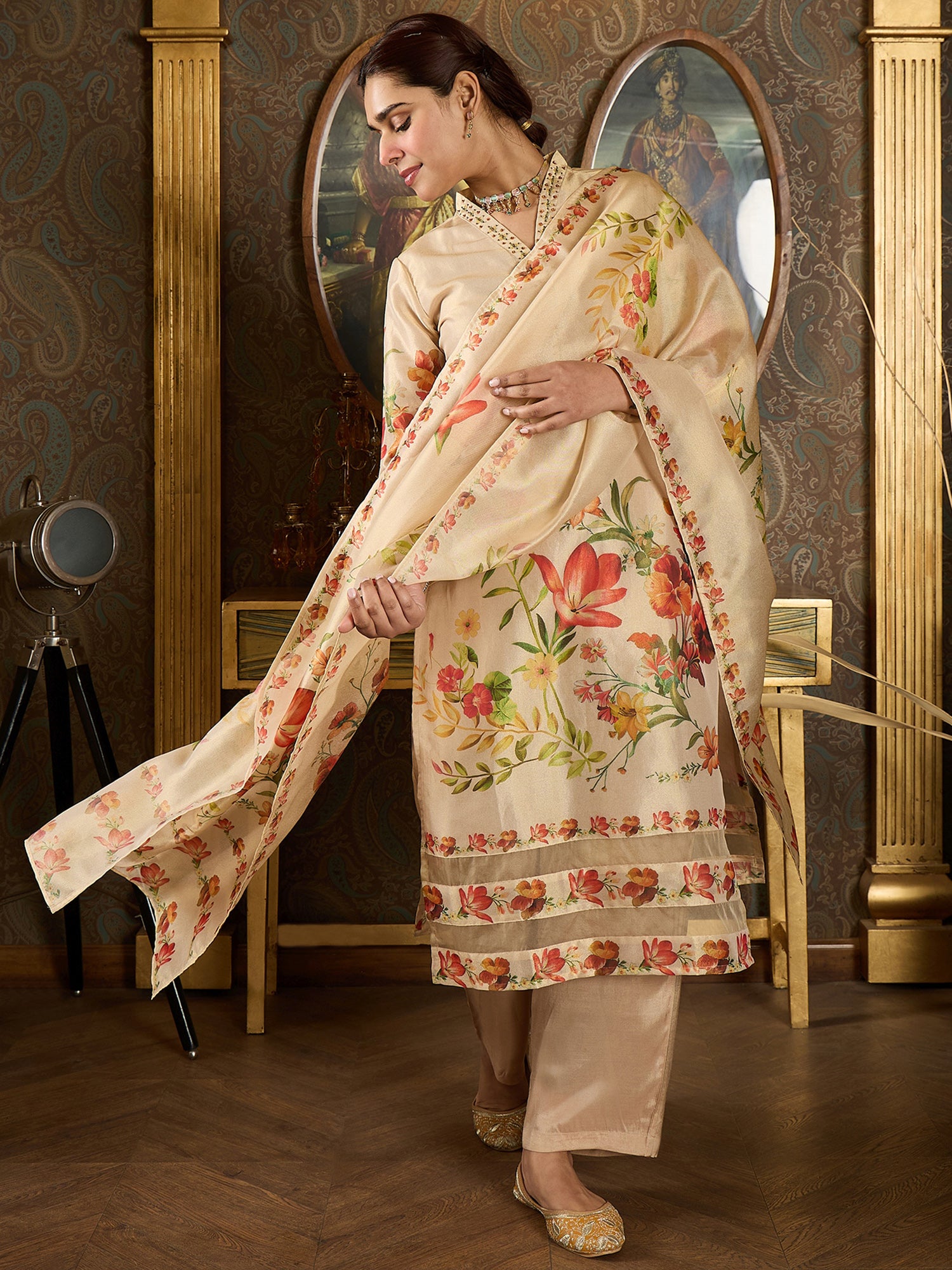 Off White Kurta Sets  For women,indo era, indoera, kurta set for women, women kurta set, women suit, summer wear for women, festive suit for women, mother's day outfit, dress for mother, mother's day special, heeramandi dress