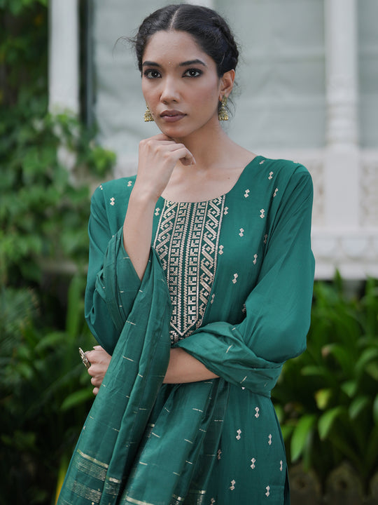 Indo Era Green Embroidered Straight Kurta Trousers With Dupatta set