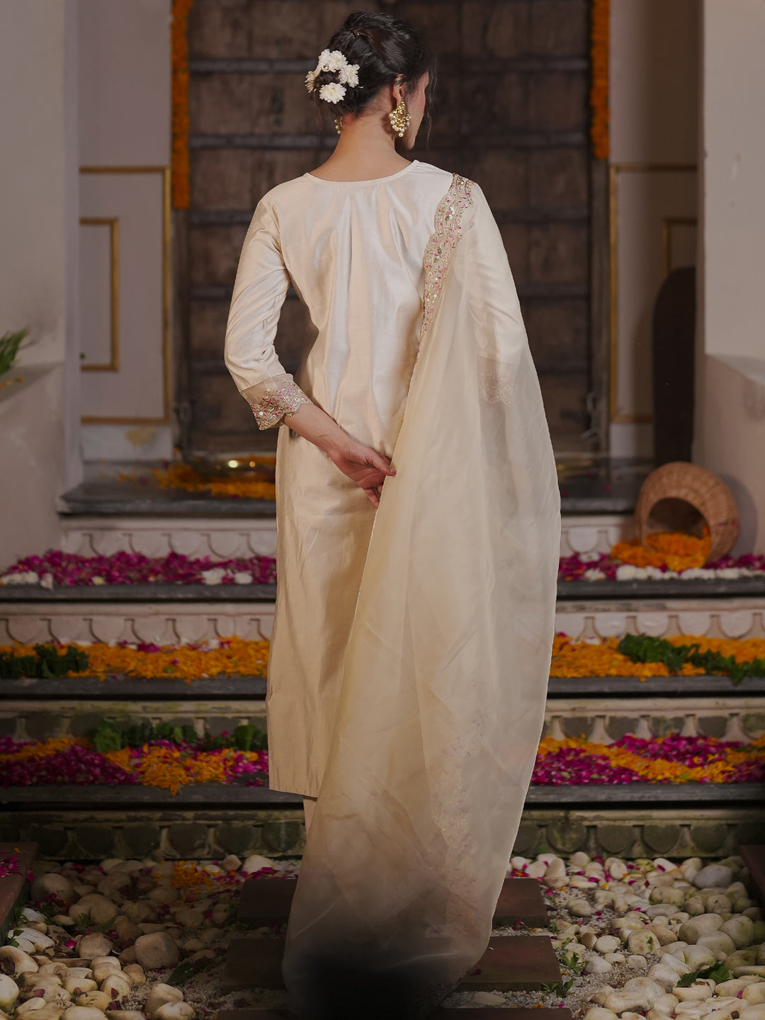 indo era, indoera, heeramandi dress, women kurta, kurta for women, women suit, 3 piece dress for women, 2 piece suit for women, sundress, summer sale, summer look, dress for wedding, birthday outfit for women, kurti, anarkali suit, pakistani suit, coord set women, maxi sundress for women, women suit, summer dress, salwar suit, cotton kurta for women, sharara suit for women, plazo suit, sleeveless kurti, office wear for women, party wear for women, dress for mother day, mother day outfit,