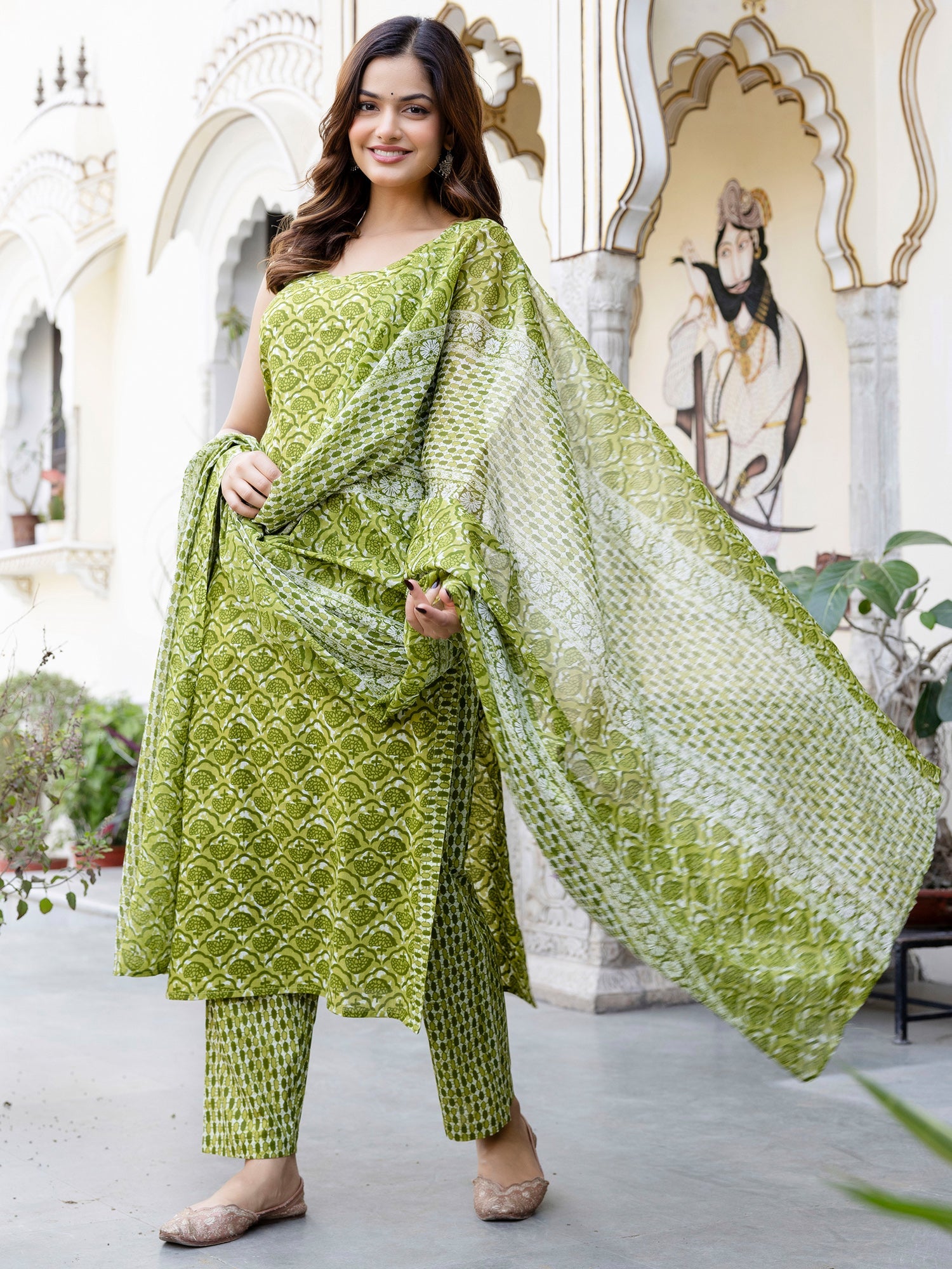 indo era, indoera, heeramandi dress, women kurta, kurta for women, women suit, 3 piece dress for women, 2 piece suit for women, sundress, summer sale, summer look, dress for wedding, birthday outfit for women, kurti, anarkali suit, pakistani suit, coord set women, maxi sundress for women, women suit, summer dress, salwar suit, cotton kurta for women, sharara suit for women, plazo suit, sleeveless kurti, office wear for women, party wear for women, dress for mother day, mother day outfit,