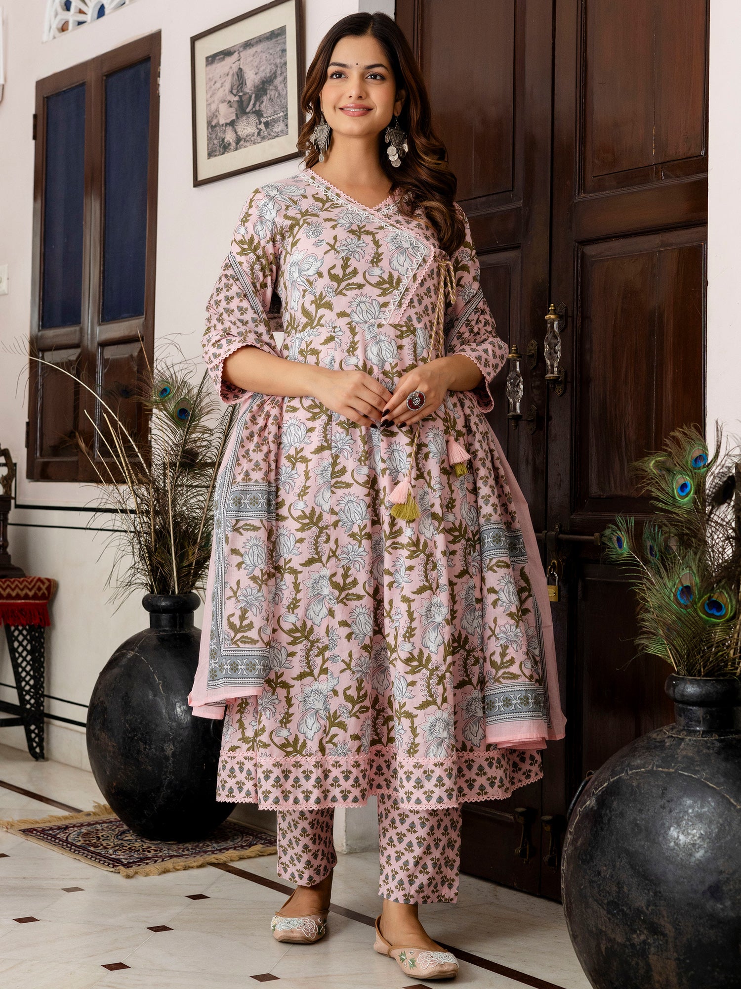 indo era, indoera, heeramandi dress, women kurta, kurta for women, women suit, 3 piece dress for women, 2 piece suit for women, sundress, summer sale, summer look, dress for wedding, birthday outfit for women, kurti, anarkali suit, pakistani suit, coord set women, maxi sundress for women, women suit, summer dress, salwar suit, cotton kurta for women, sharara suit for women, plazo suit, sleeveless kurti, office wear for women, party wear for women, dress for mother day, mother day outfit,