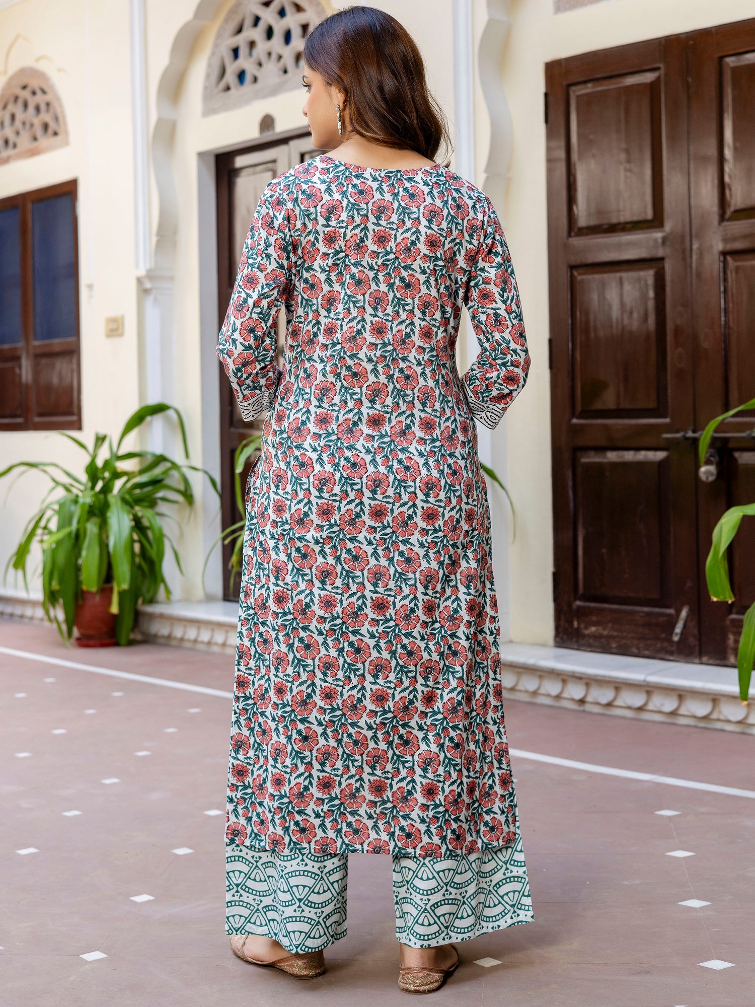 White Kurta Sets  For women,indo era, indoera, kurta set for women, women kurta set, women suit, summer wear for women, cotton suit set, women cotton kurta, cotton kurta with dupatta