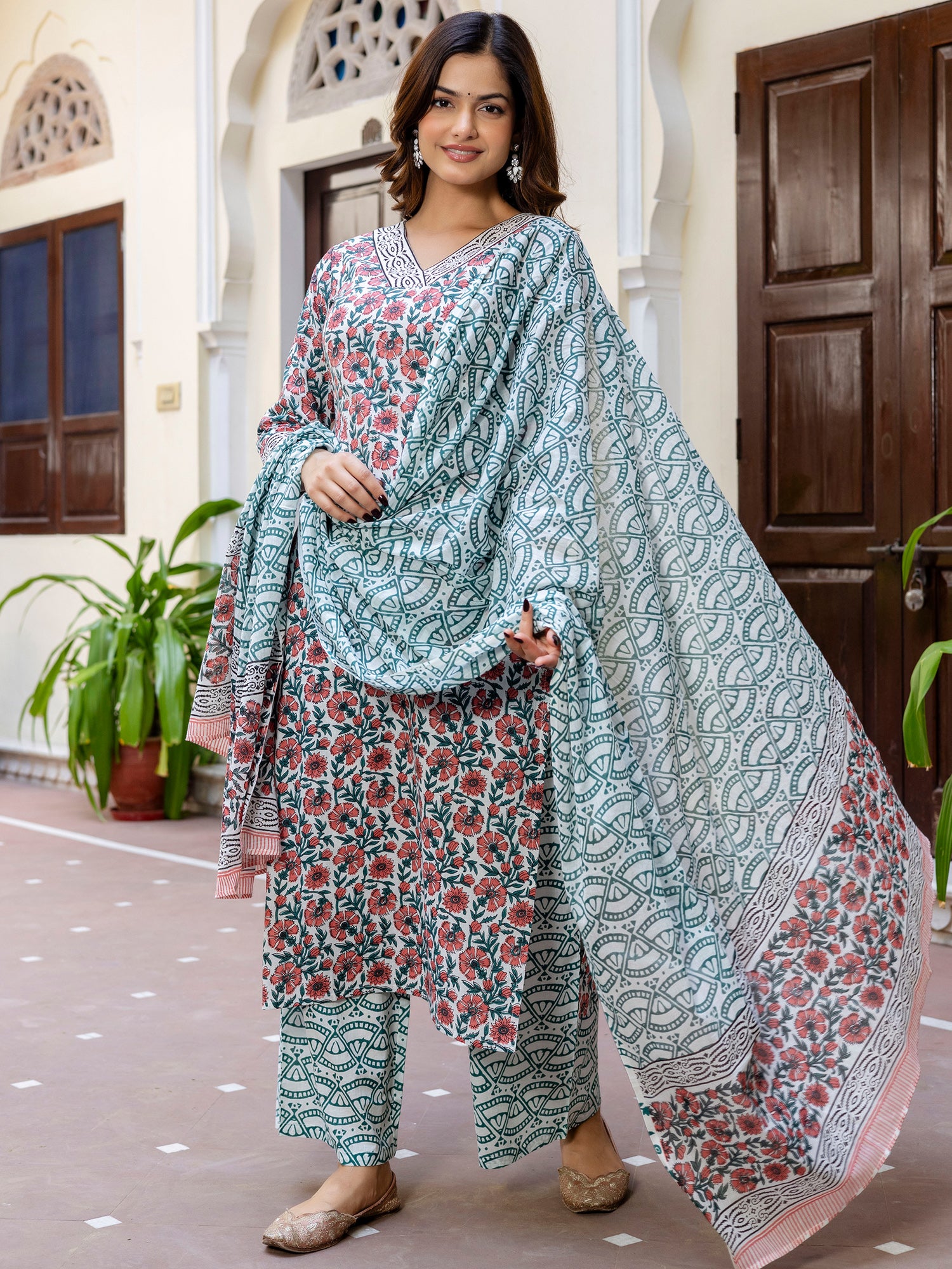 White Kurta Sets  For women,indo era, indoera, kurta set for women, women kurta set, women suit, summer wear for women, cotton suit set, women cotton kurta, cotton kurta with dupatta