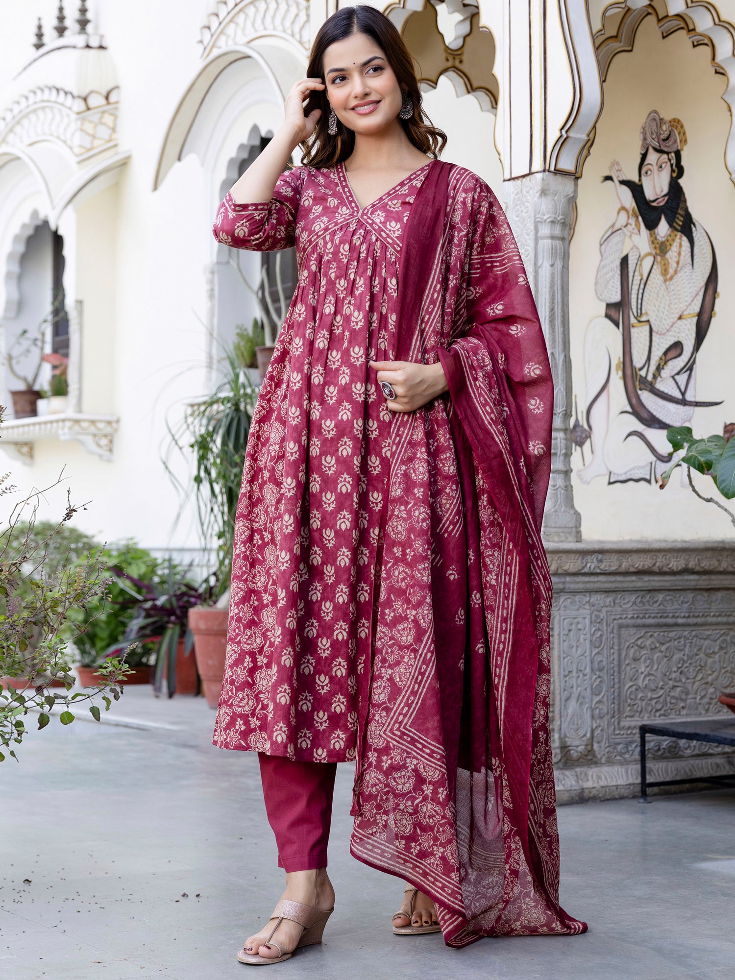 Pink Kurta Sets  For women,indo era, indoera, kurta set for women, women kurta set, women suit, summer wear for women, cotton suit set, women cotton kurta, cotton kurta with dupatta