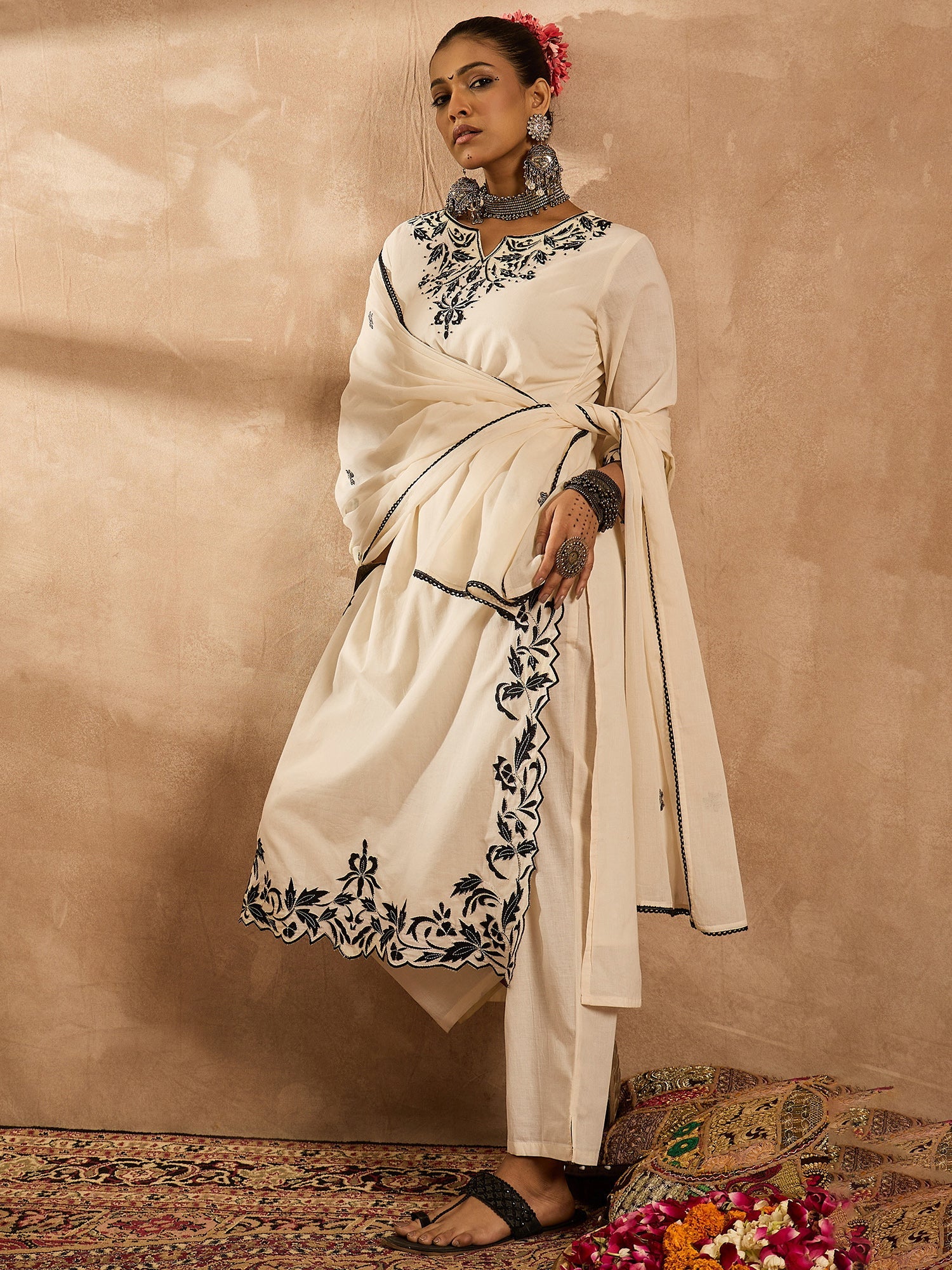 indo era, suit, kurta set for women, indo era kurta, kurta sets for ladies, summer dresses for women, 3 piece suit, cotton kurta set for women, new arrivals, women kurti plazo set, women in suit, kurta suit, floral kurta, short suit, spring summer, Off White suit