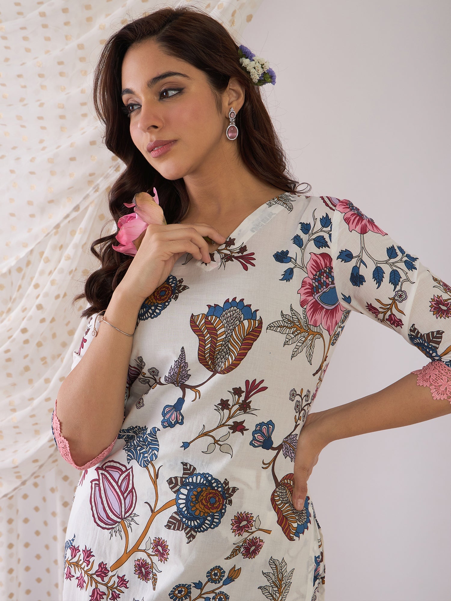 indo era, indoera, heeramandi dress, women kurta, kurta for women, women suit, 3 piece dress for women, 2 piece suit for women, sundress, summer sale, summer look, dress for wedding, birthday outfit for women, kurti, anarkali suit, pakistani suit, coord set women, maxi sundress for women, women suit, summer dress, salwar suit, cotton kurta for women, sharara suit for women, plazo suit, sleeveless kurti, office wear for women, party wear for women, dress for mother day, mother day outfit,
