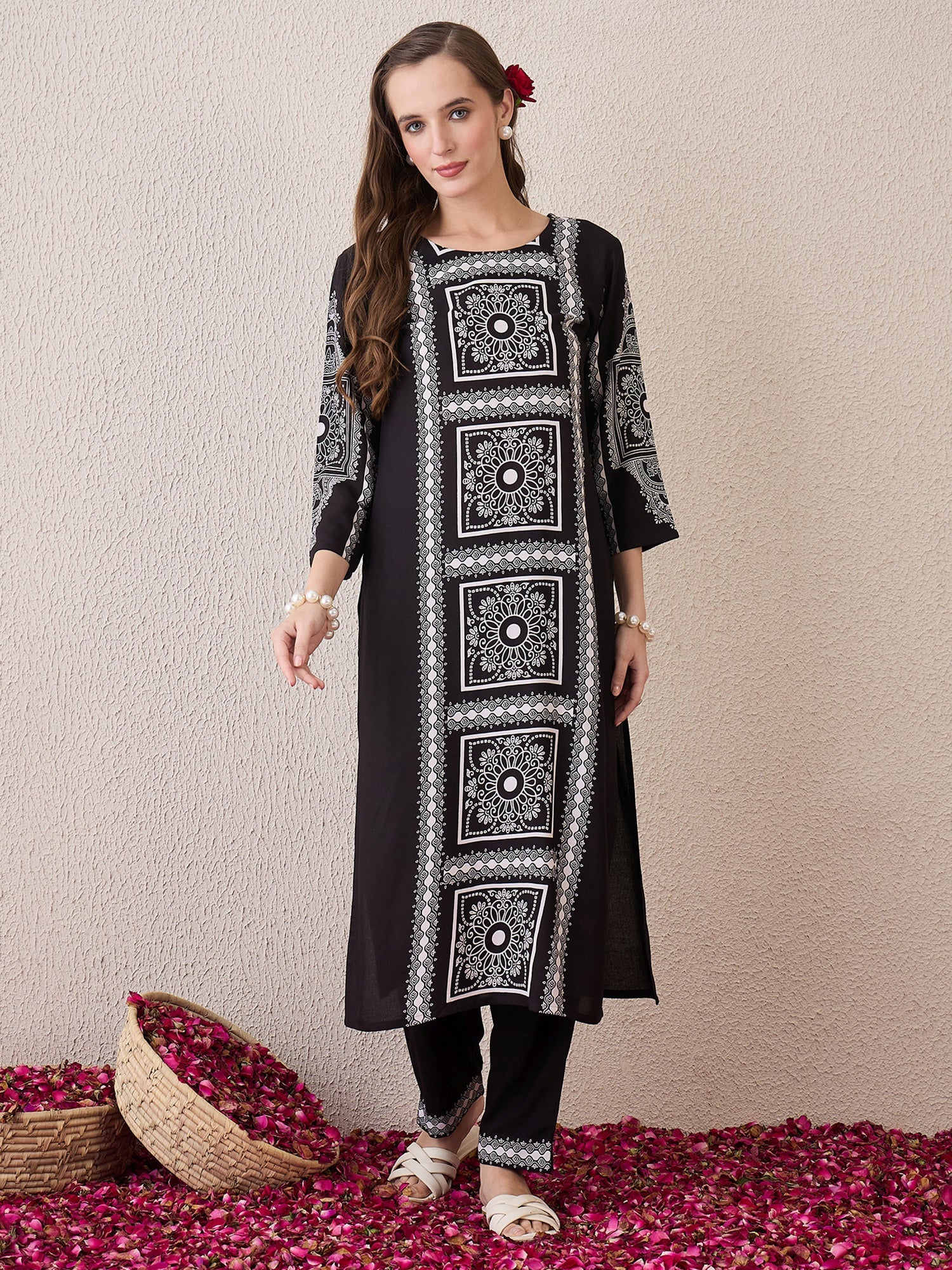 indo era, suit, kurta set for women, indo era kurta, kurta sets for ladies, summer dresses for women, 3 piece suit, cotton kurta set for women, new arrivals, women kurti plazo set, women in suit, kurta suit, floral kurta, short suit, spring summer, Black suit