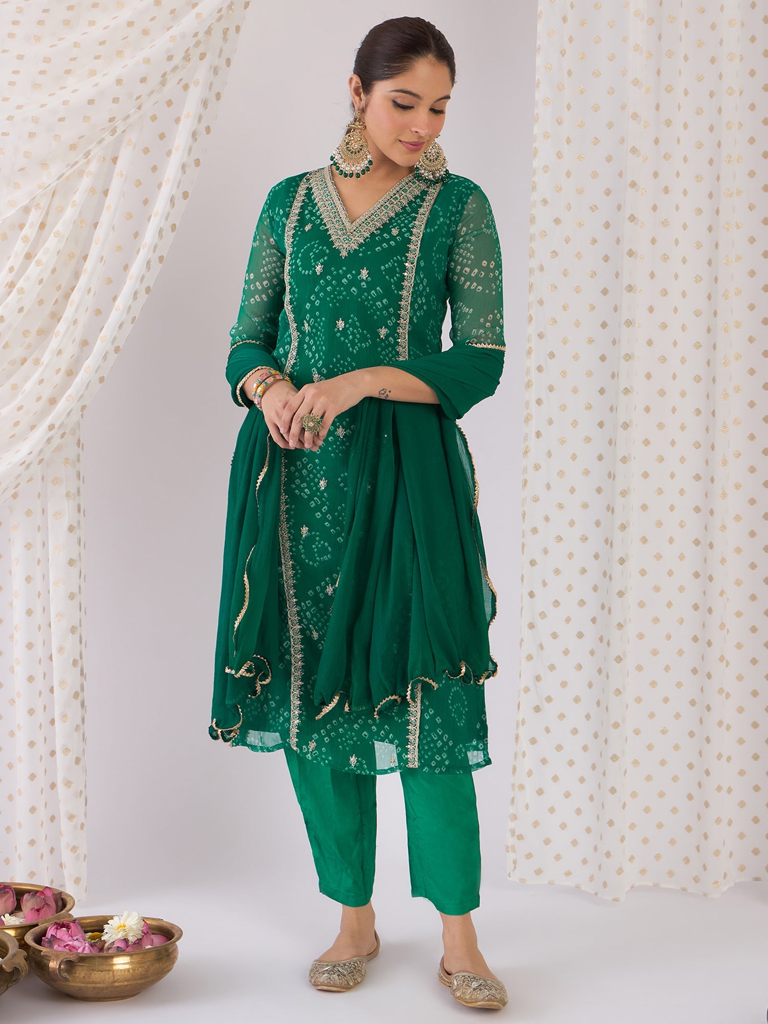 indo era, indoera, indo era kurta, heeramandi dress, heeramandi, dress for women, kurta for women, kurtaset for women, indo era kurta set, indo era suit, anarkali kurta, salwar suit, sharara set, cotton kurta, dress for women, kurta for women, birthday dress for women, gown for women, formal dress for women, party wear for women, summer dress, female kurti, cotton dress for women, kurta with dupatta, dressing style, casual look, new arrival for women, Green suit