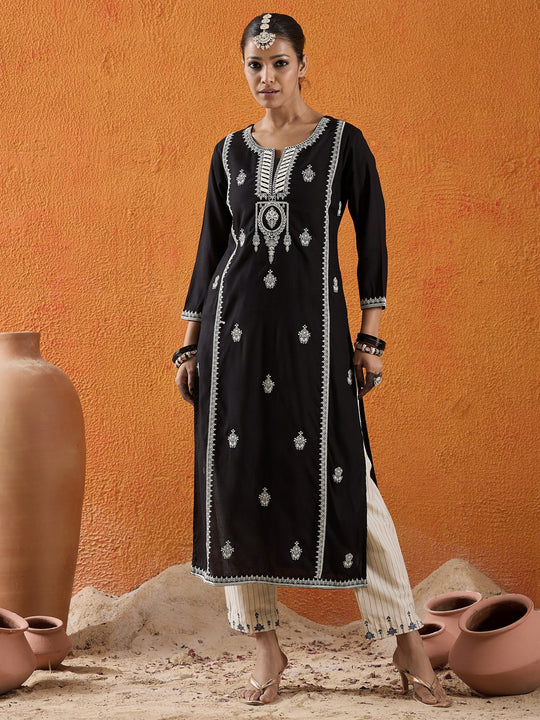 Black Embroidered Straight Kurta