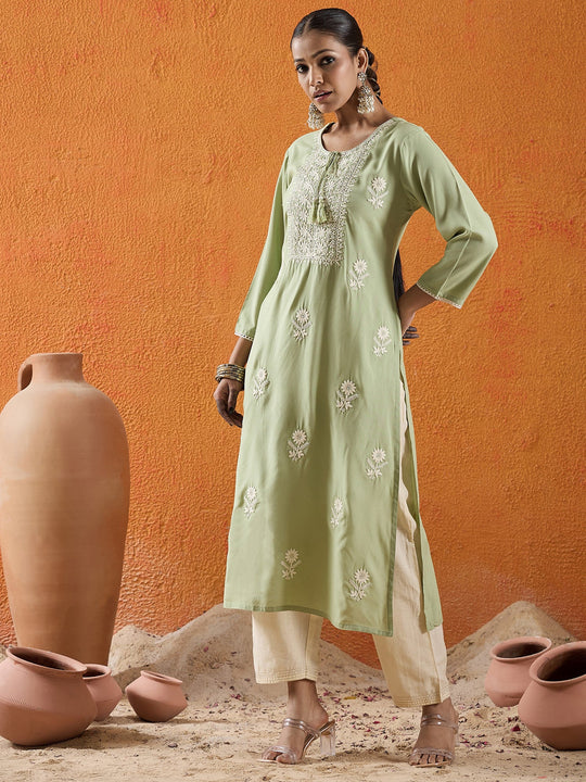 Green Embroidered Straight Kurta