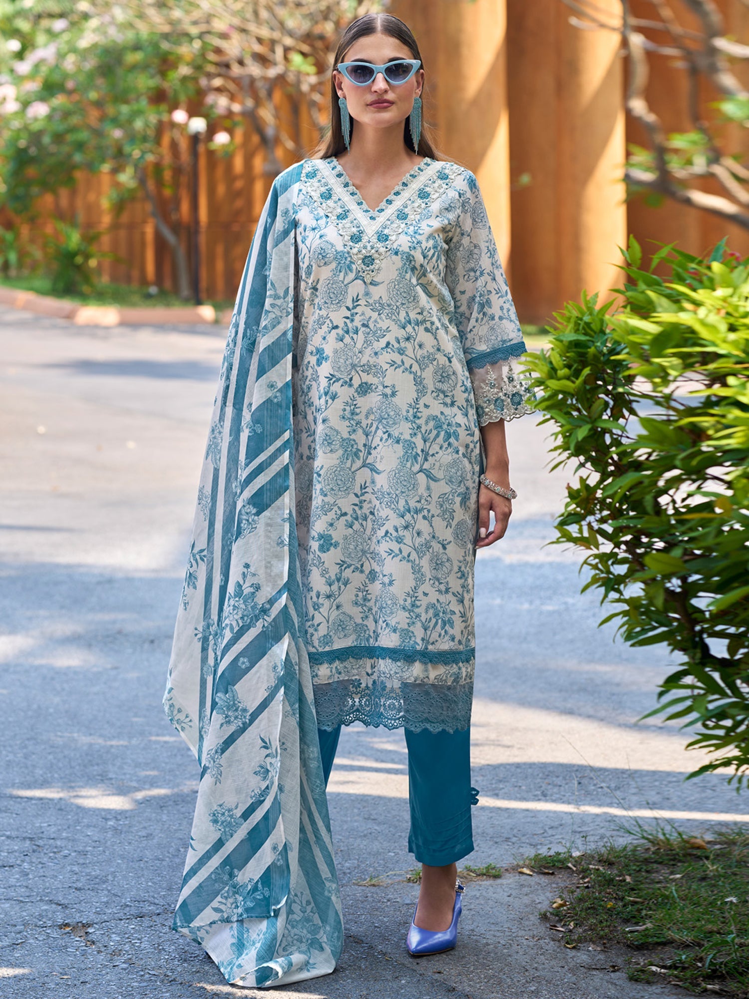 indo era, indoera, heeramandi dress, women kurta, kurta for women, women suit, 3 piece dress for women, 2 piece suit for women, sundress, summer sale, summer look, dress for wedding, birthday outfit for women, kurti, anarkali suit, pakistani suit, coord set women, maxi sundress for women, women suit, summer dress, salwar suit, cotton kurta for women, sharara suit for women, plazo suit, sleeveless kurti, office wear for women, party wear for women, dress for mother day, mother day outfit,