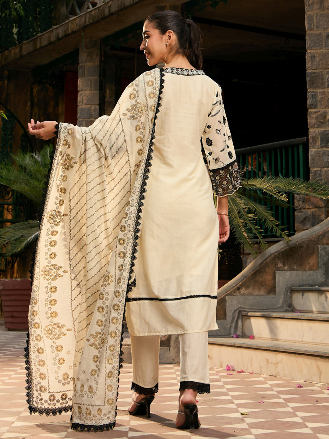 indo era, indoera, indo era kurta, heeramandi dress, heeramandi, dress for women, kurta for women, kurtaset for women, indo era kurta set, indo era suit, anarkali kurta, salwar suit, sharara set, cotton kurta, dress for women, kurta for women, birthday dress for women, gown for women, formal dress for women, party wear for women, summer dress, female kurti, cotton dress for women, kurta with dupatta, dressing style, casual look, new arrival for women,  suit