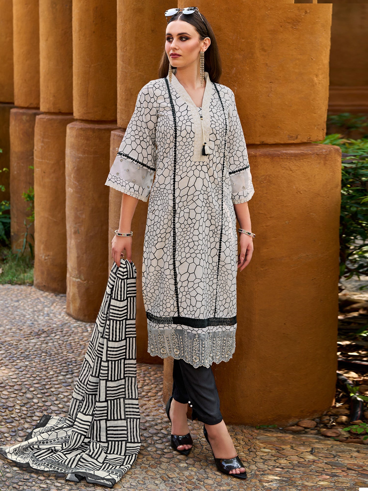 indo era, indoera, heeramandi dress, women kurta, kurta for women, women suit, 3 piece dress for women, 2 piece suit for women, sundress, summer sale, summer look, dress for wedding, birthday outfit for women, kurti, anarkali suit, pakistani suit, coord set women, maxi sundress for women, women suit, summer dress, salwar suit, cotton kurta for women, sharara suit for women, plazo suit, sleeveless kurti, office wear for women, party wear for women, dress for mother day, mother day outfit,