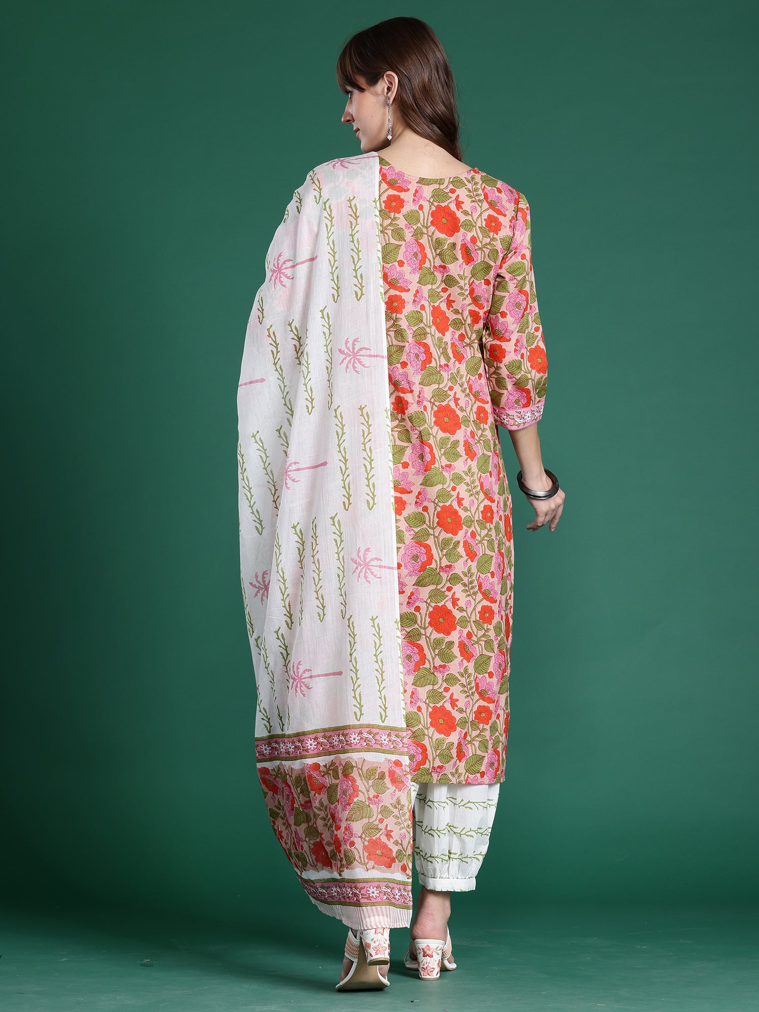 indo era, indo era kurta set, indo era suit, Kurta Set, Kurta set for women, cotton kurta set, indo era kurta set for women, Anarkali Kurta Set, Palazzo Kurta Set, Sleeveless Kurta, Embroidered Kurta, New Arrivals, Work wear, Dress, Best seller, Heeramandi dress, Summer sale, Summer suit, Wedding collection, Special offer, plus size, Spring summer, party wear, Summer Special, Printed Kurta, wedding wear, outfit ideas, Straight Kurta, Cotton Outfit, A line dress, dress for women,Pink kurta set