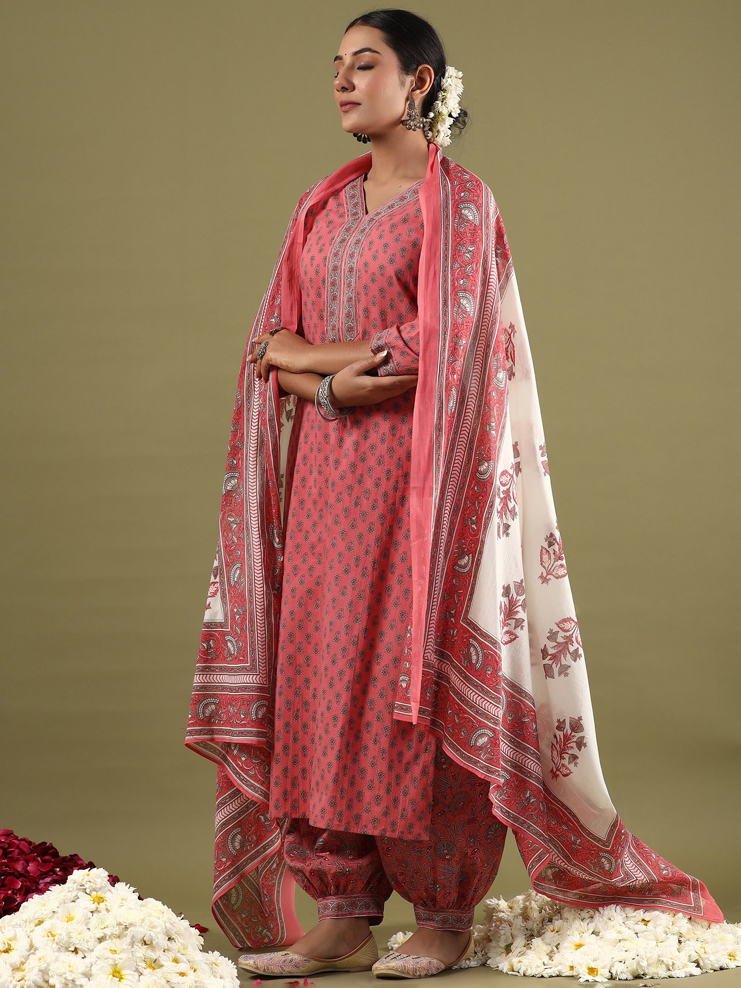 rakshabandhan dress, raksha bandhan 2025, kurta set for women, wedding dress, sharara kurta set, palazzo kurta set, anarkali kurta set, suit for women, women outfit set, dress for women, kurta for women, co ord set for women, party wear dress for women, daily wear for women, office wear, casual wear, work wear for women, wedding dress for women, kurta pant set, kurta set with dupatta, latest colelction for women, new collection for women, salwar suit, stylish kurta,