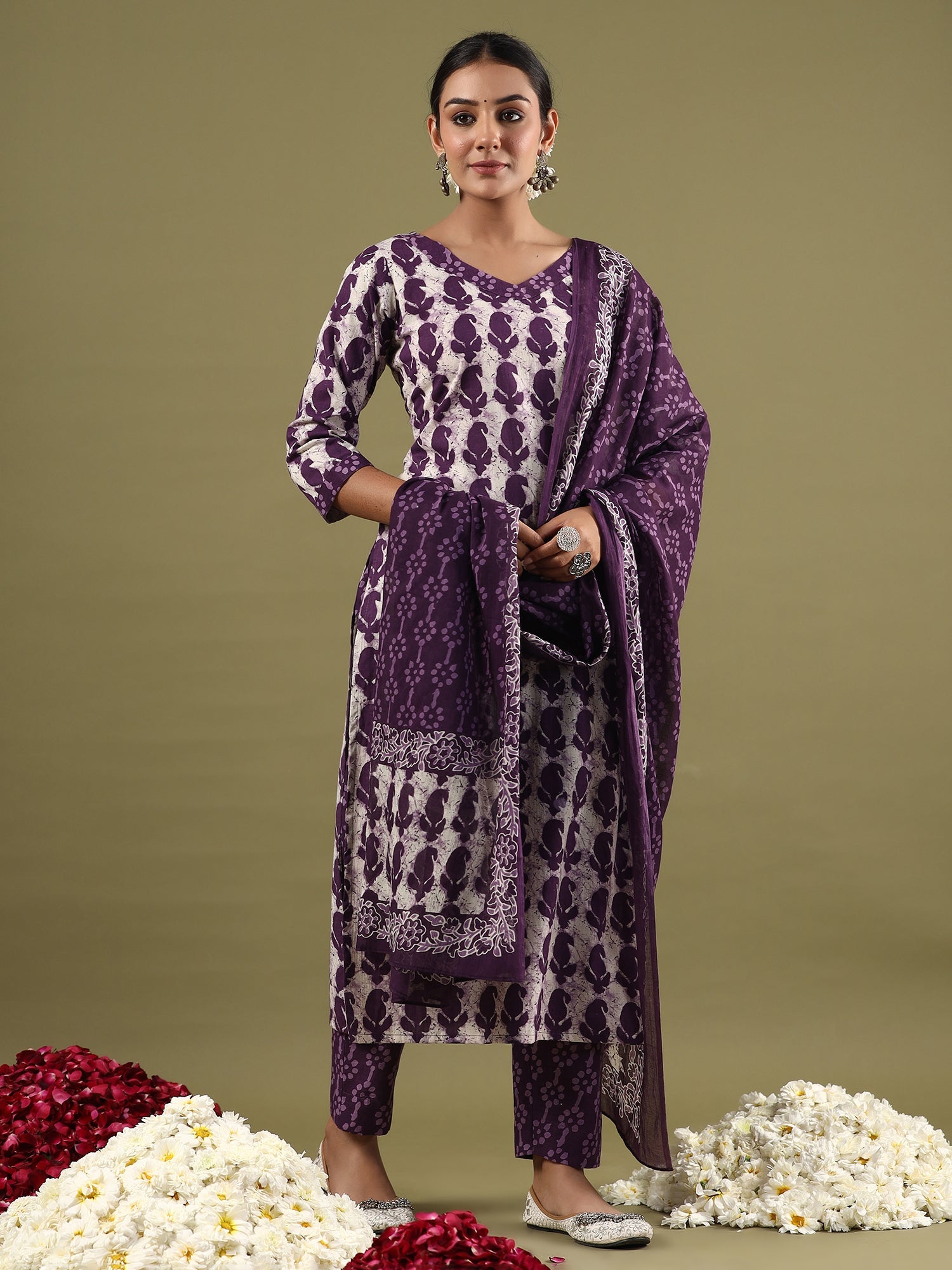 indo era, indoera, heeramandi dress, women kurta, kurta for women, women suit, 3 piece dress for women, 2 piece suit for women, sundress, summer sale, summer look, dress for wedding, birthday outfit for women, kurti, anarkali suit, pakistani suit, coord set women, maxi sundress for women, women suit, summer dress, salwar suit, cotton kurta for women, sharara suit for women, plazo suit, sleeveless kurti, office wear for women, party wear for women, dress for mother day, mother day outfit,