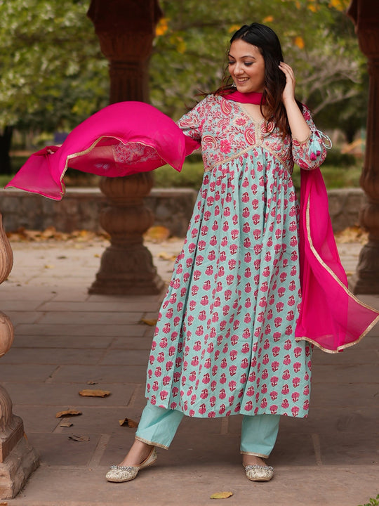 Indo Era Sea Green Floral Printed Empire Pure Cotton Kurta with Trousers & With Dupatta